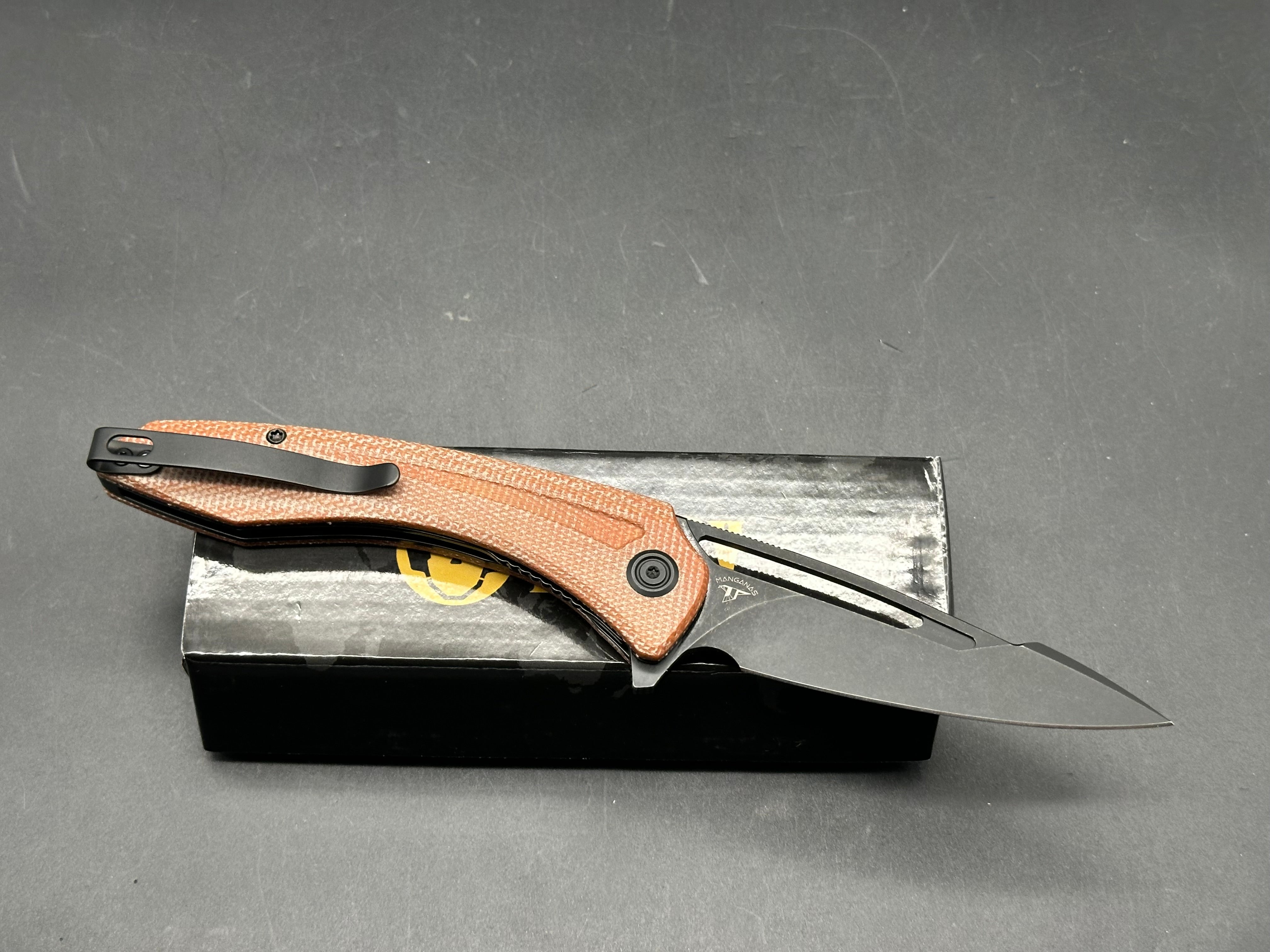 KUBEY MERCED FOLDING KNIFE TAN MICARTA HANDLE AUS-10 DROP POINT PLAIN EDGE BLACKWASH FINISH