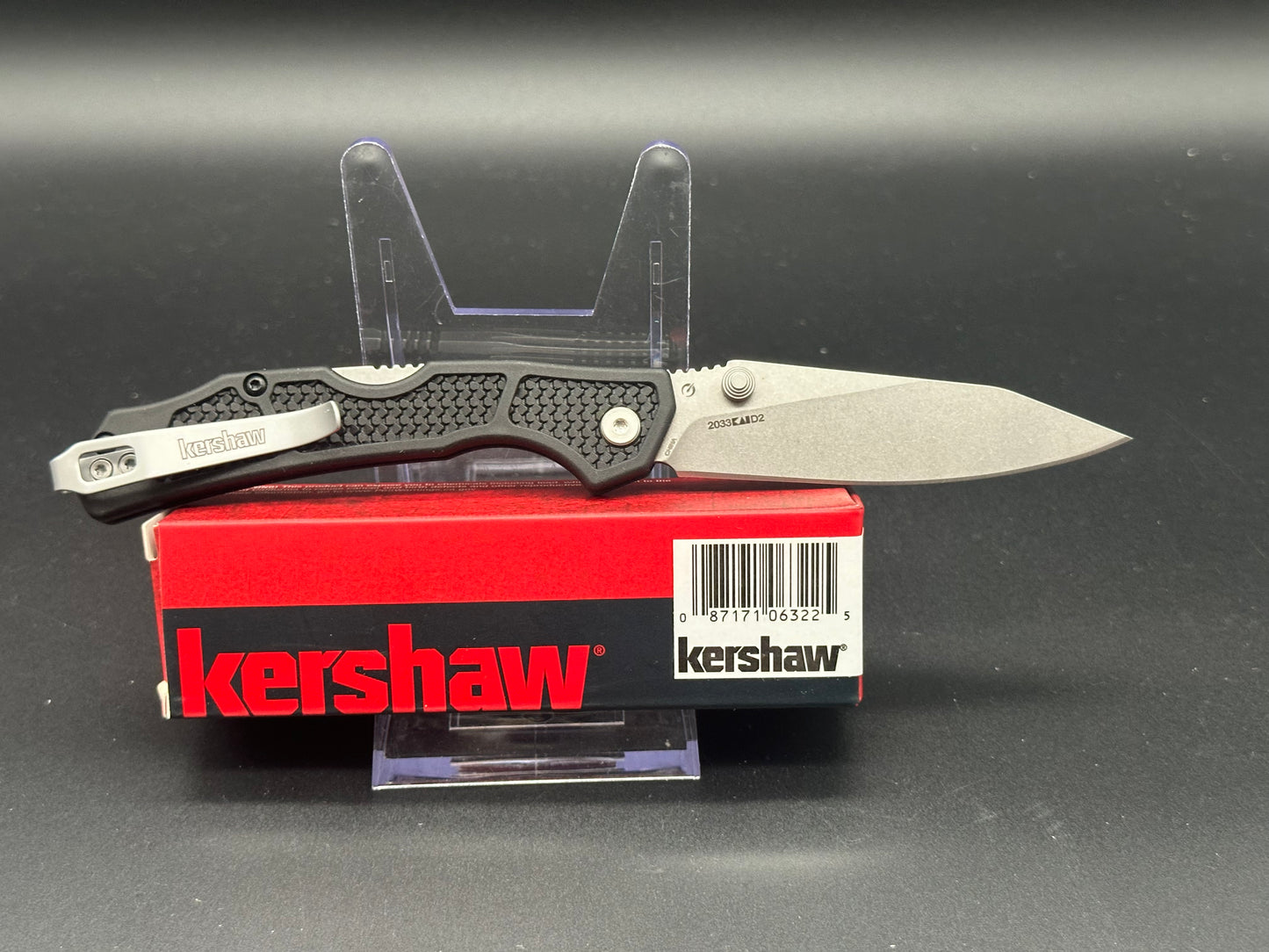 BladeHQ Promotional EDC Pack Set Kershaw Cargo Flytanium Prybar Bolt action pen