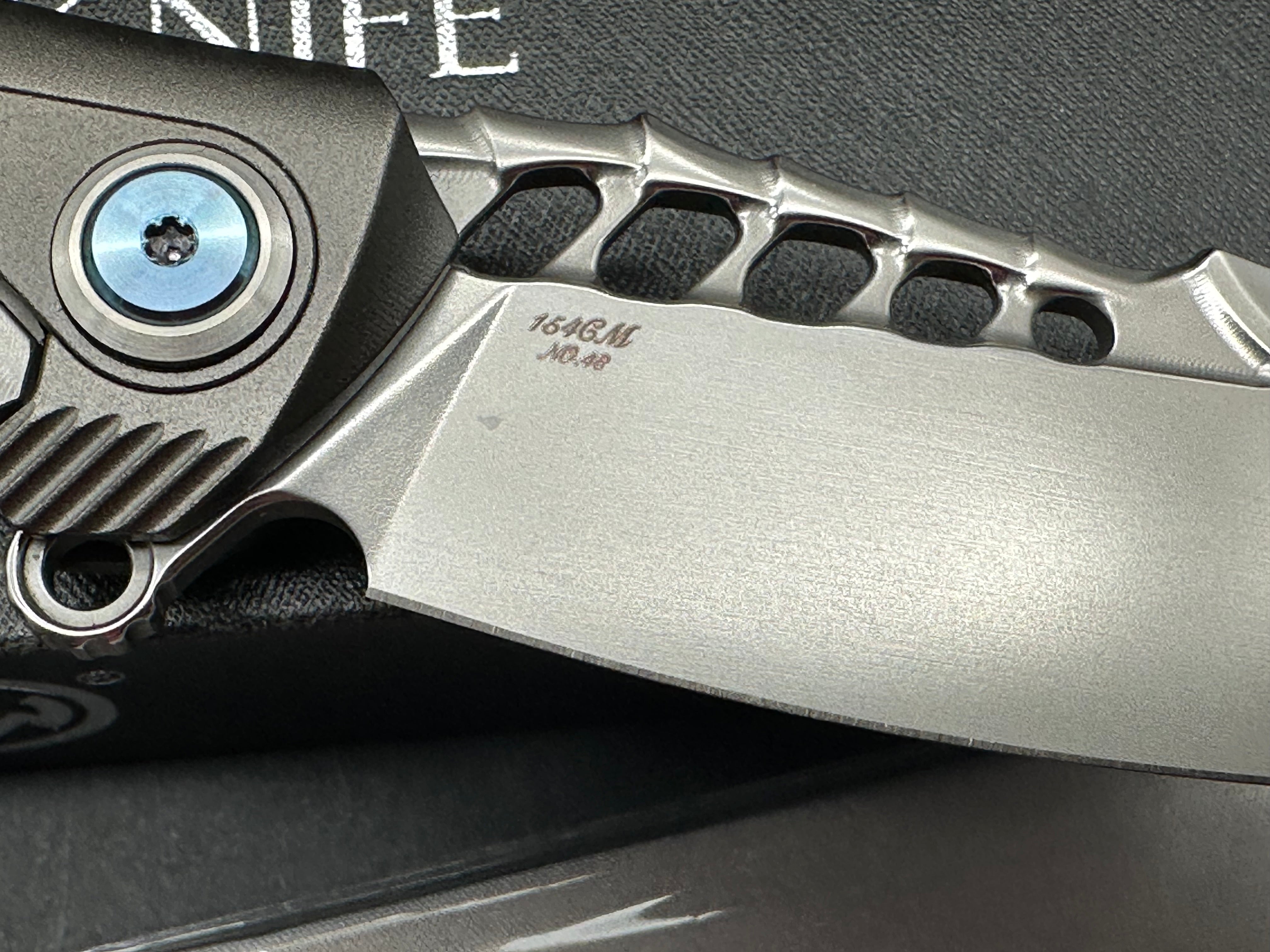 Rike Thor 7 154CM / Ti / Blue & Black G10 