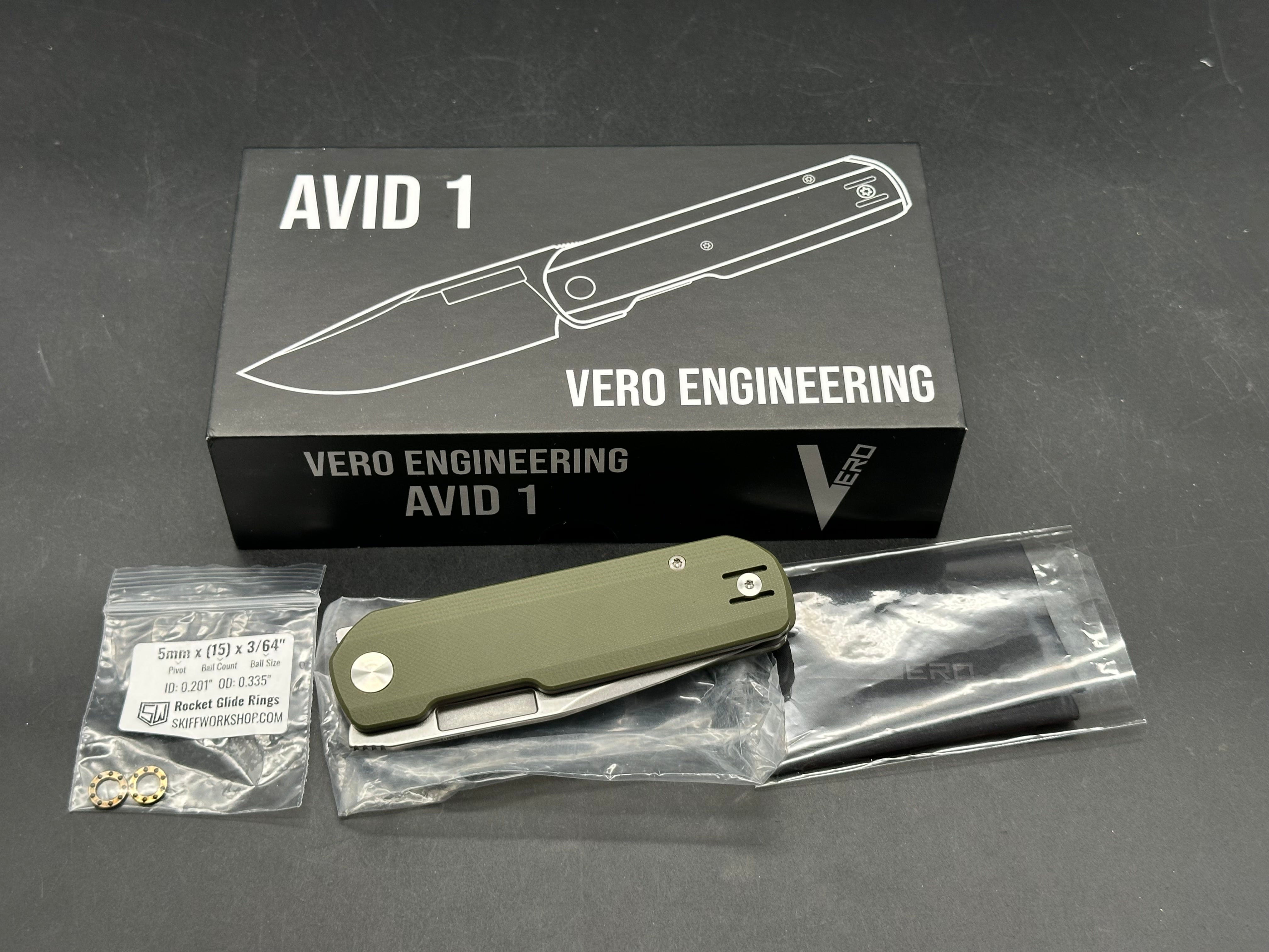 Vero Engineering Avid 1 DLT Exclusive #530 3.25" CPM S45VN Stonewash Blade with OD Green G10 Scales