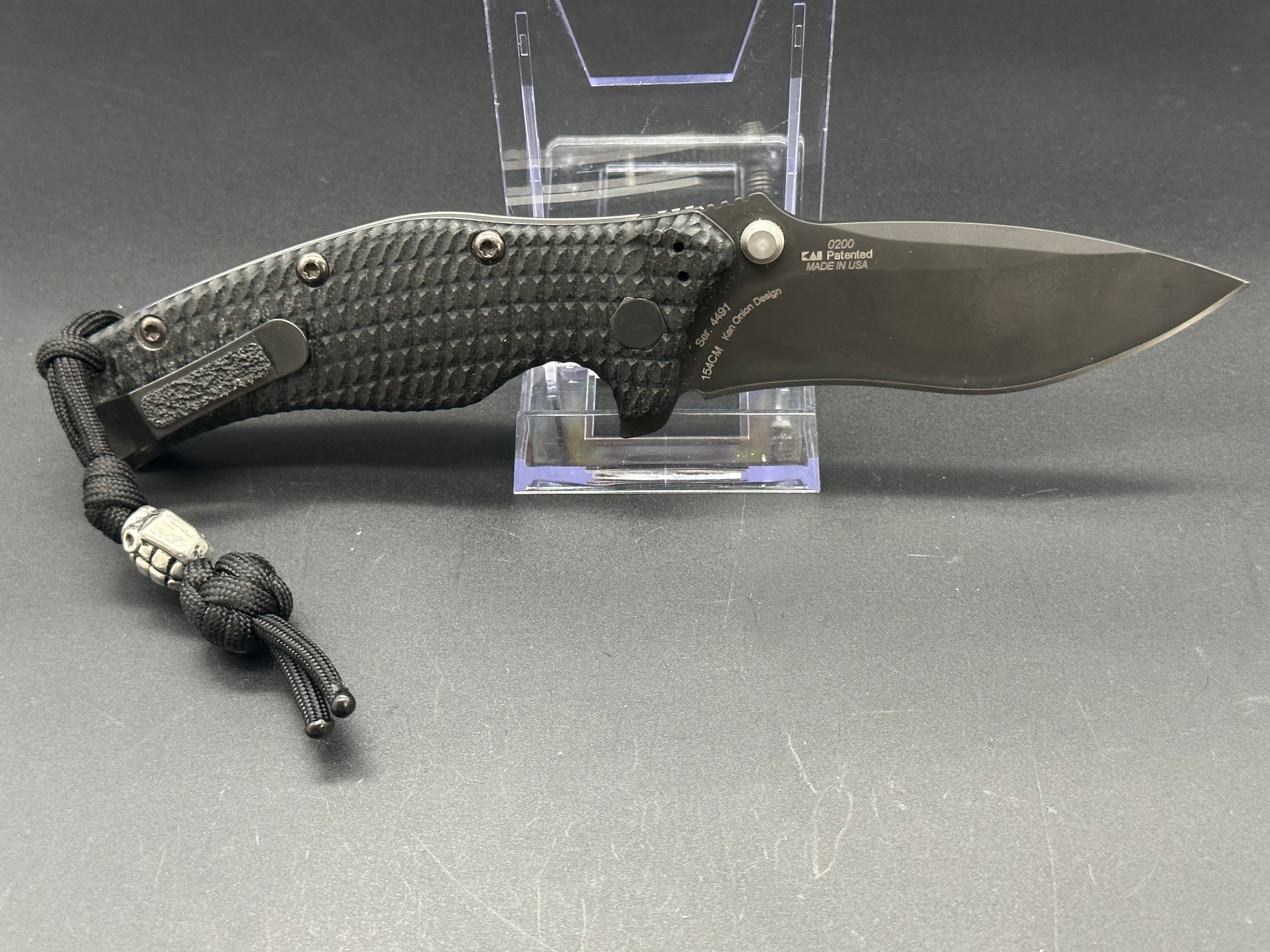 Zero Tolerance 0200 grenade lanyard