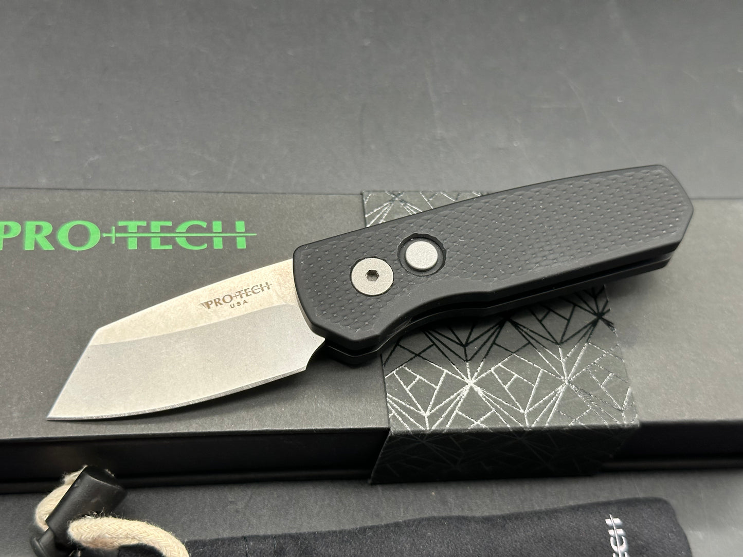 ProTech Runt 5 Reverse Tanto MagnaCut