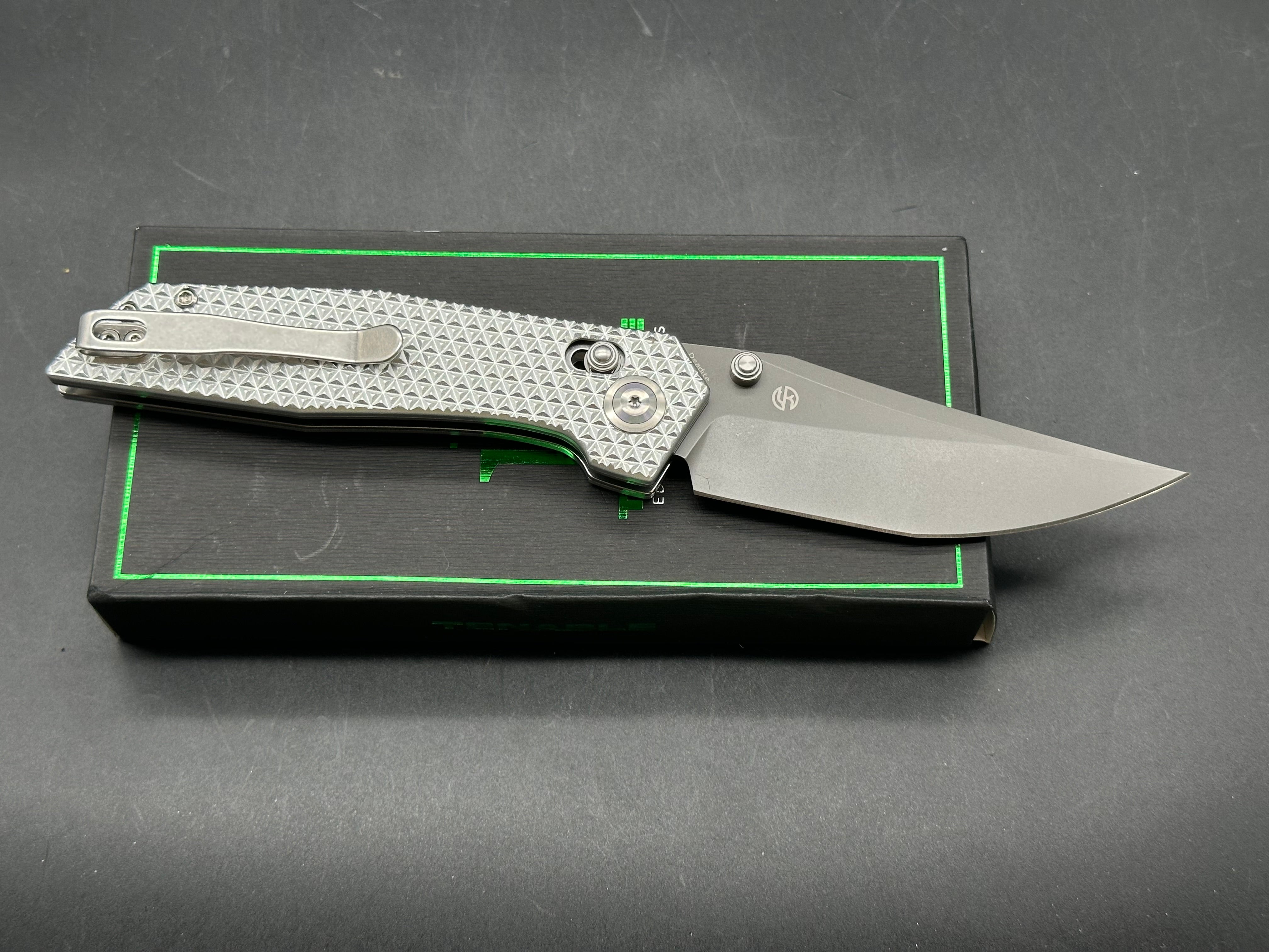 TENABLE DEADITE SILVER ALUMINUM HANDLE 14C28N CLIP POINT PLAIN GRAY TICN COATED BLADE
