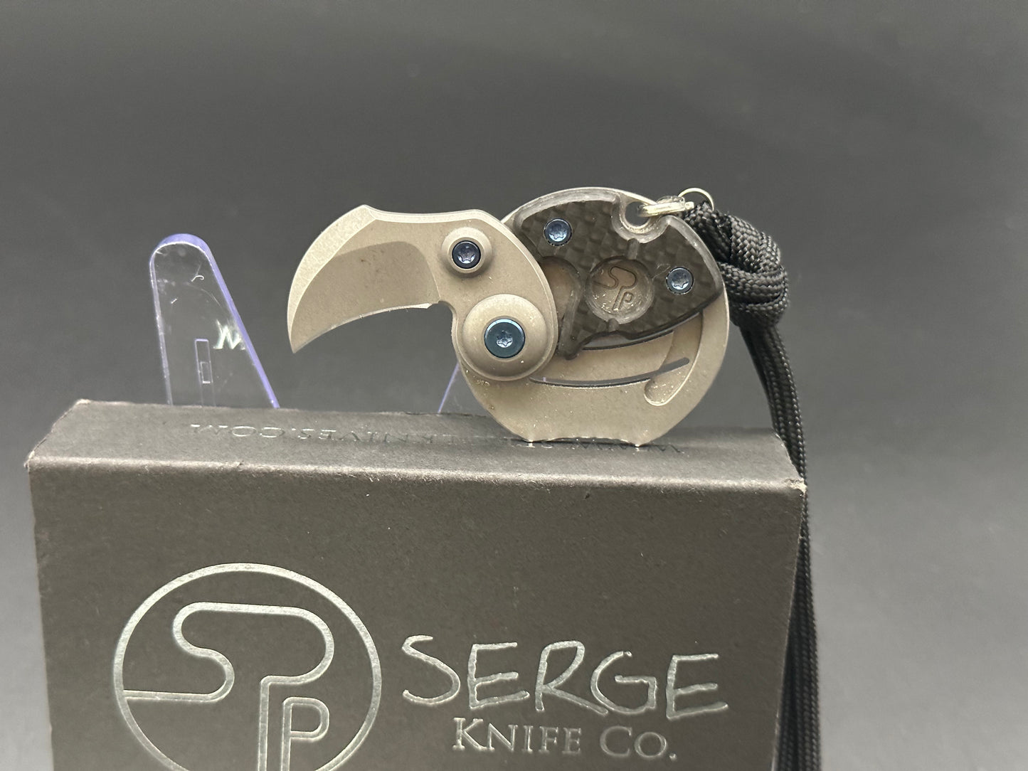 Serge Coin Claw knife