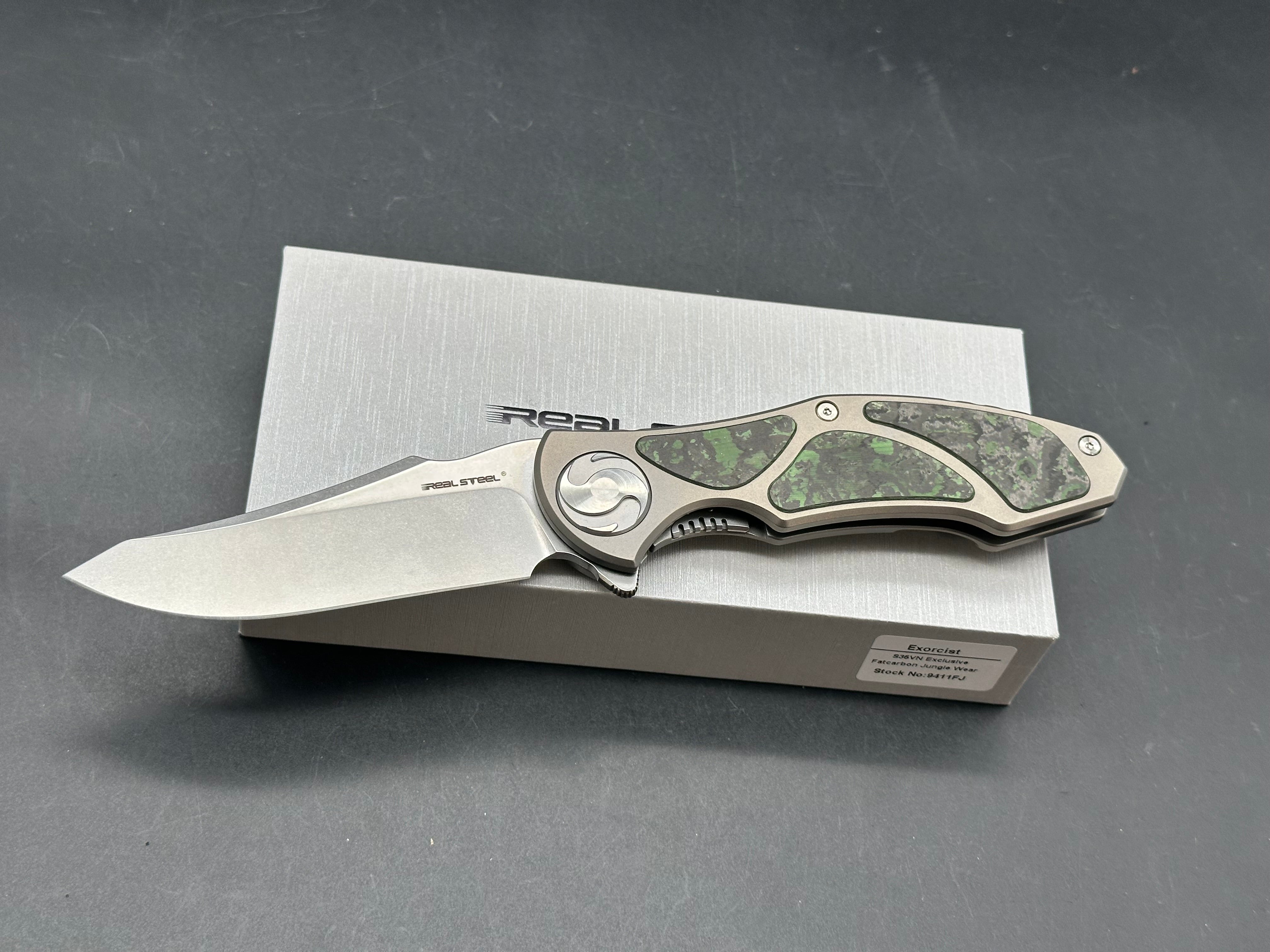 Real Steel Exorcist Fat Carbon Jungle Wear inlays S35VN