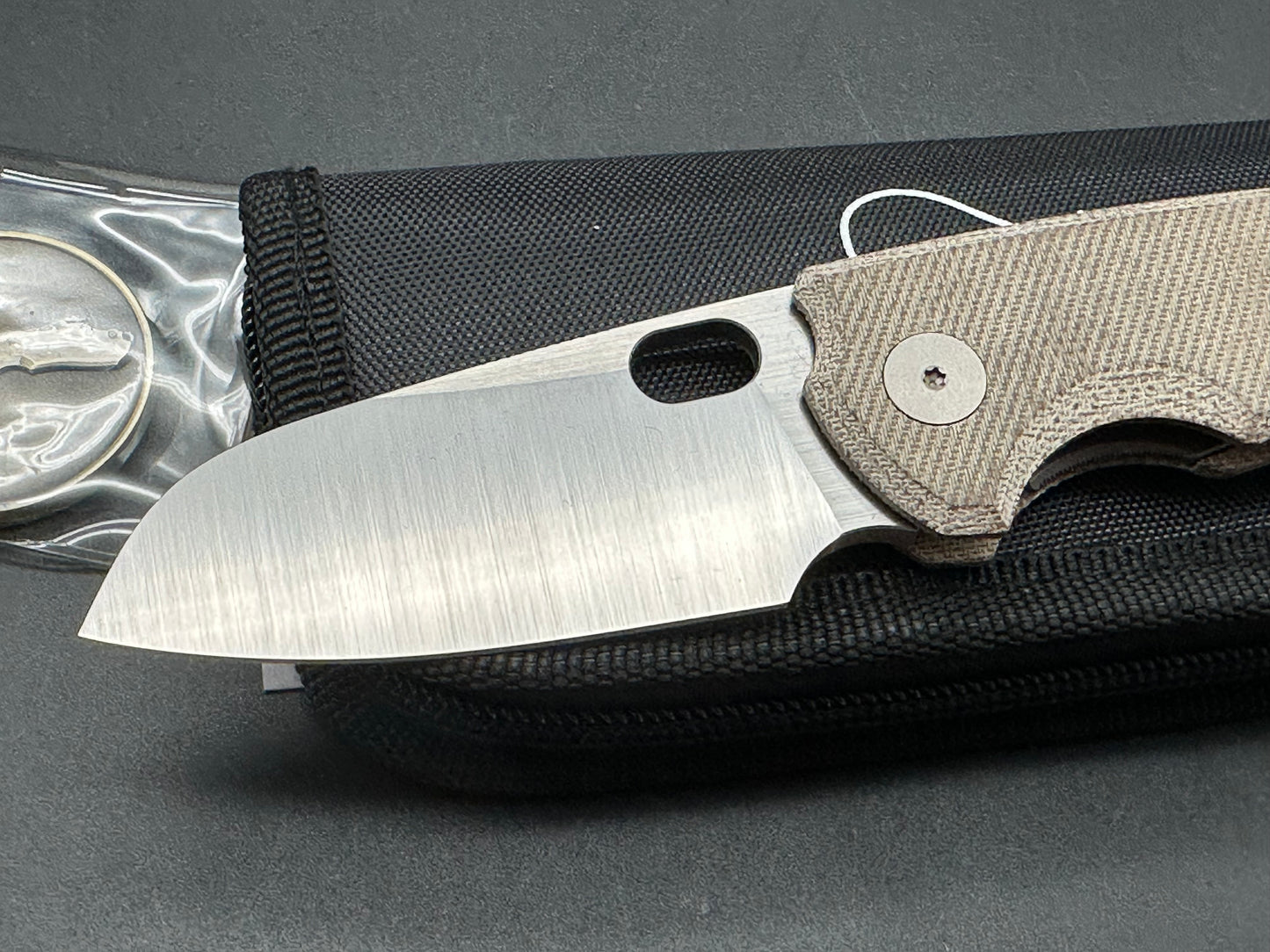 Urban EDC F5.5 Elmax Limited Edition, First Run, Belt Satin Elmax Blade