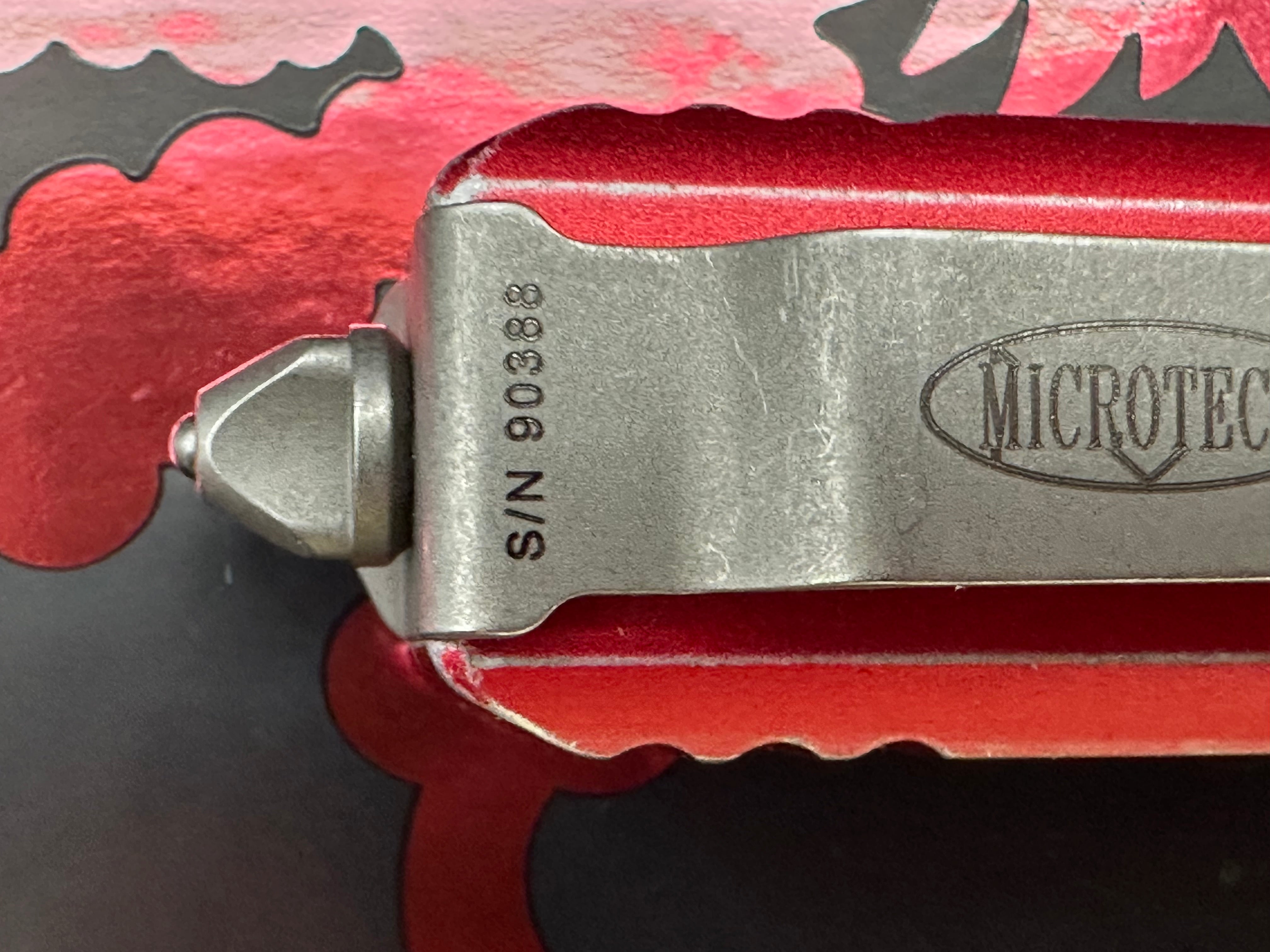 Microtech utx 85 red distressed