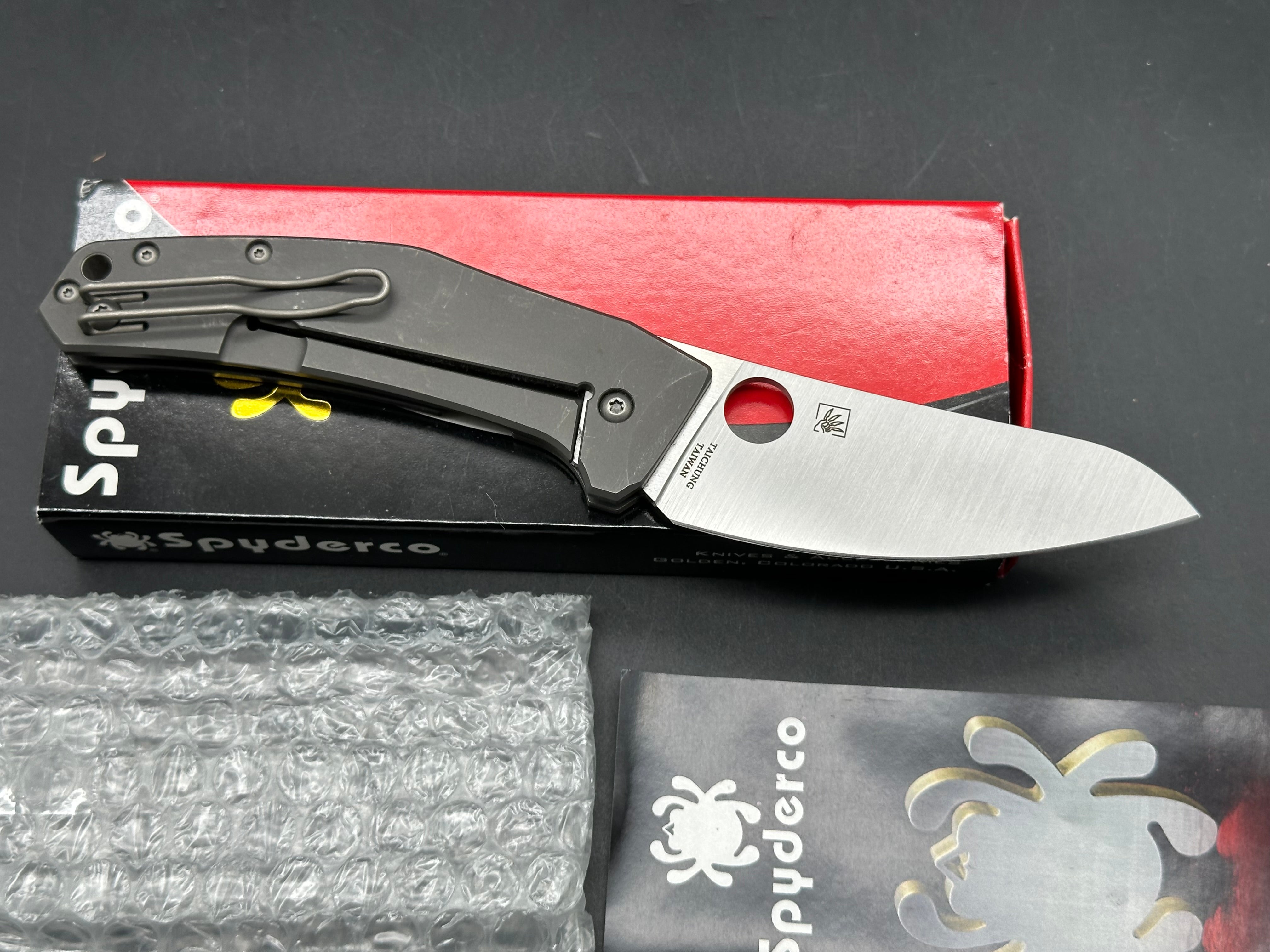 SPYDERCO SPYDIECHEF GRAY Ti LC200N blade