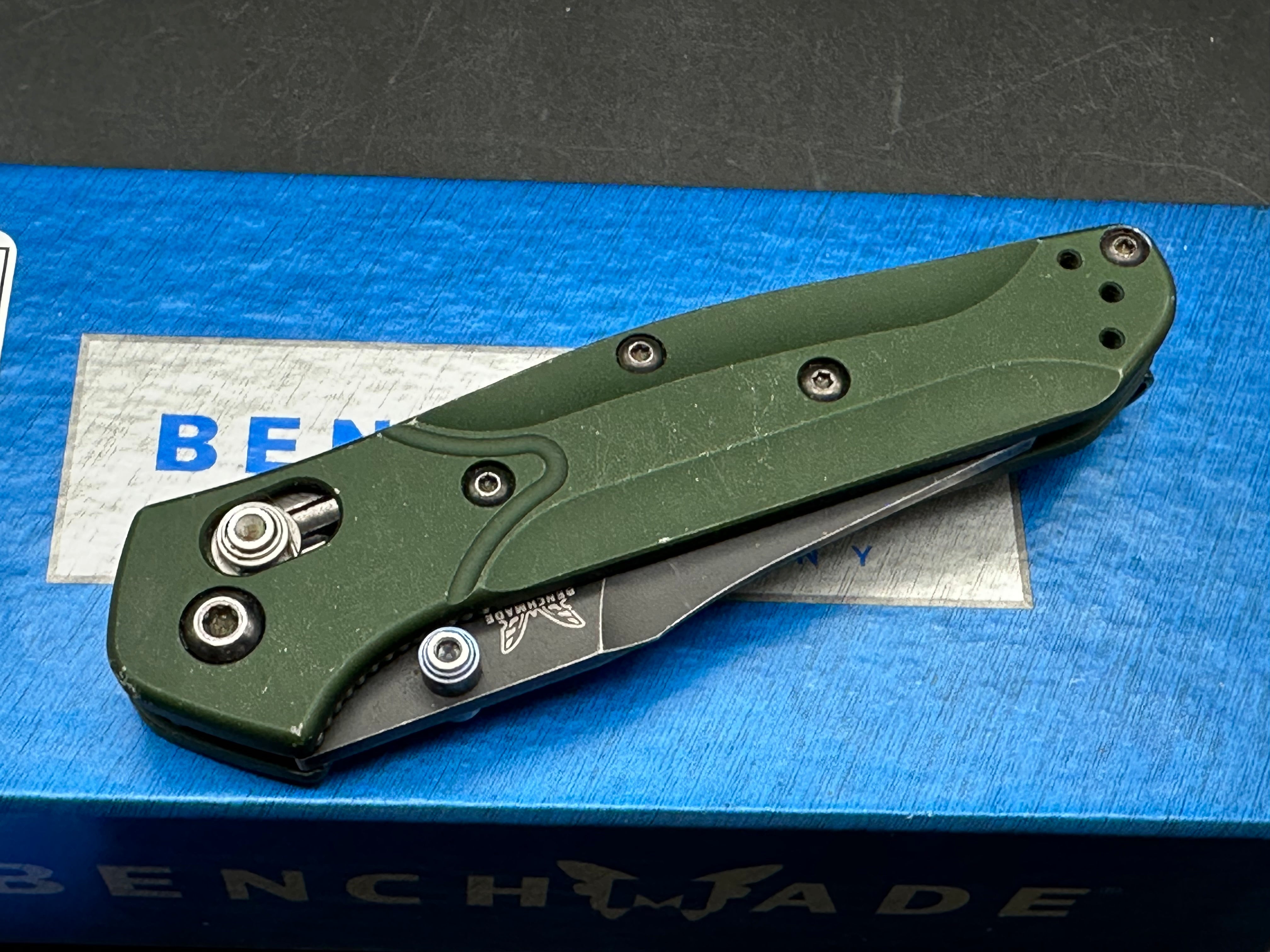 Benchmade 945 green aluminum