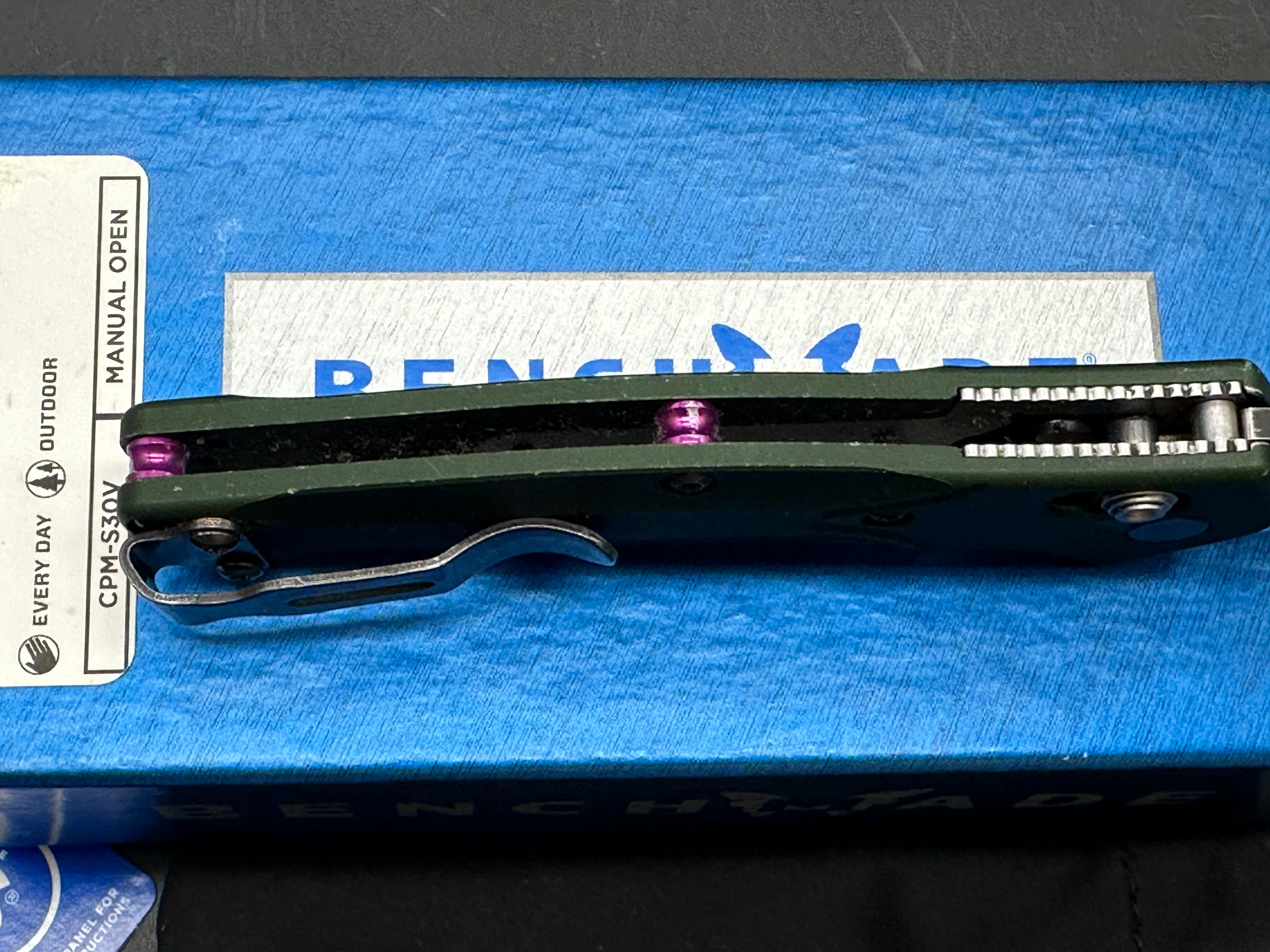 Benchmade 945 green aluminum