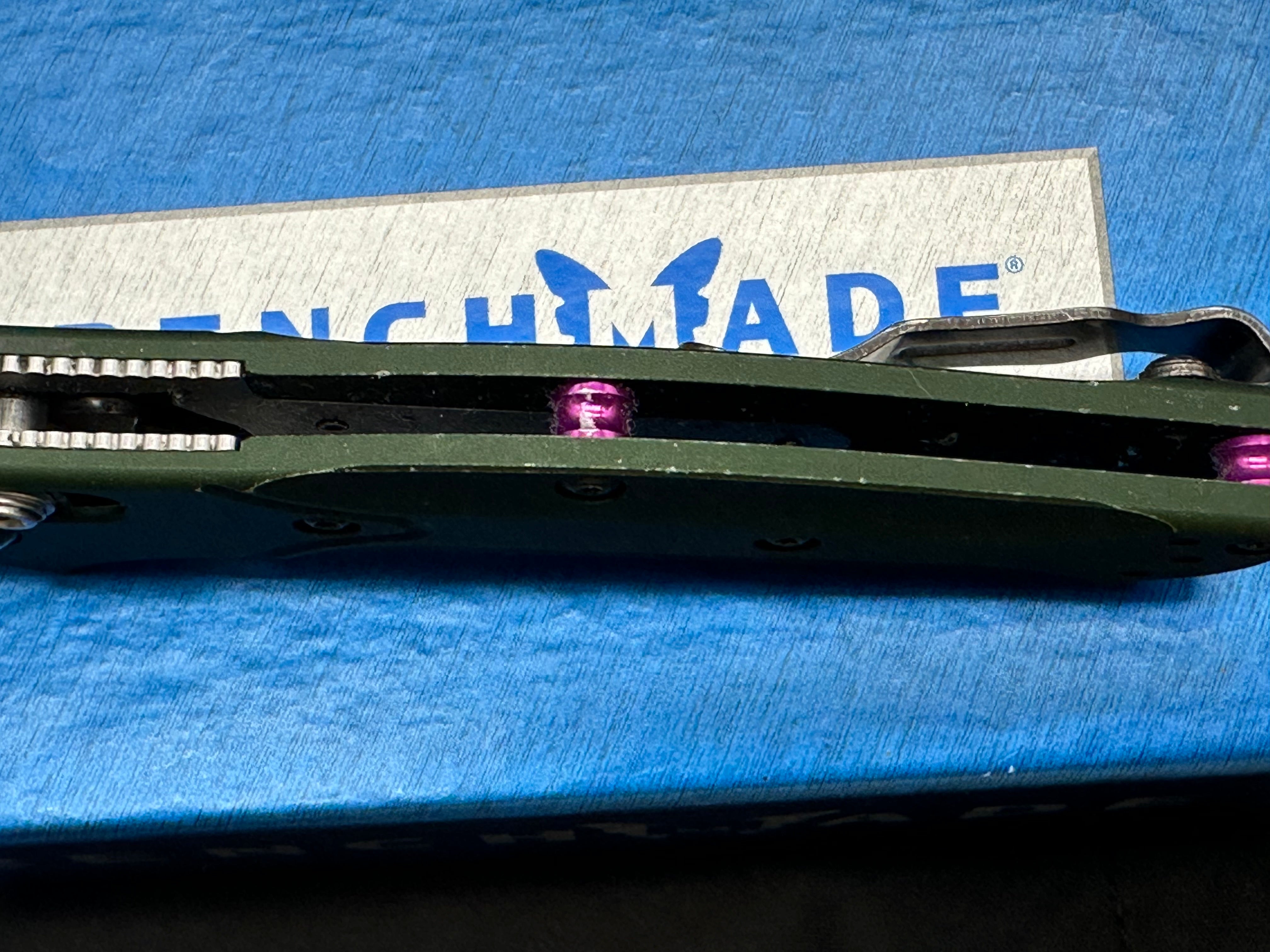 Benchmade 945 green aluminum