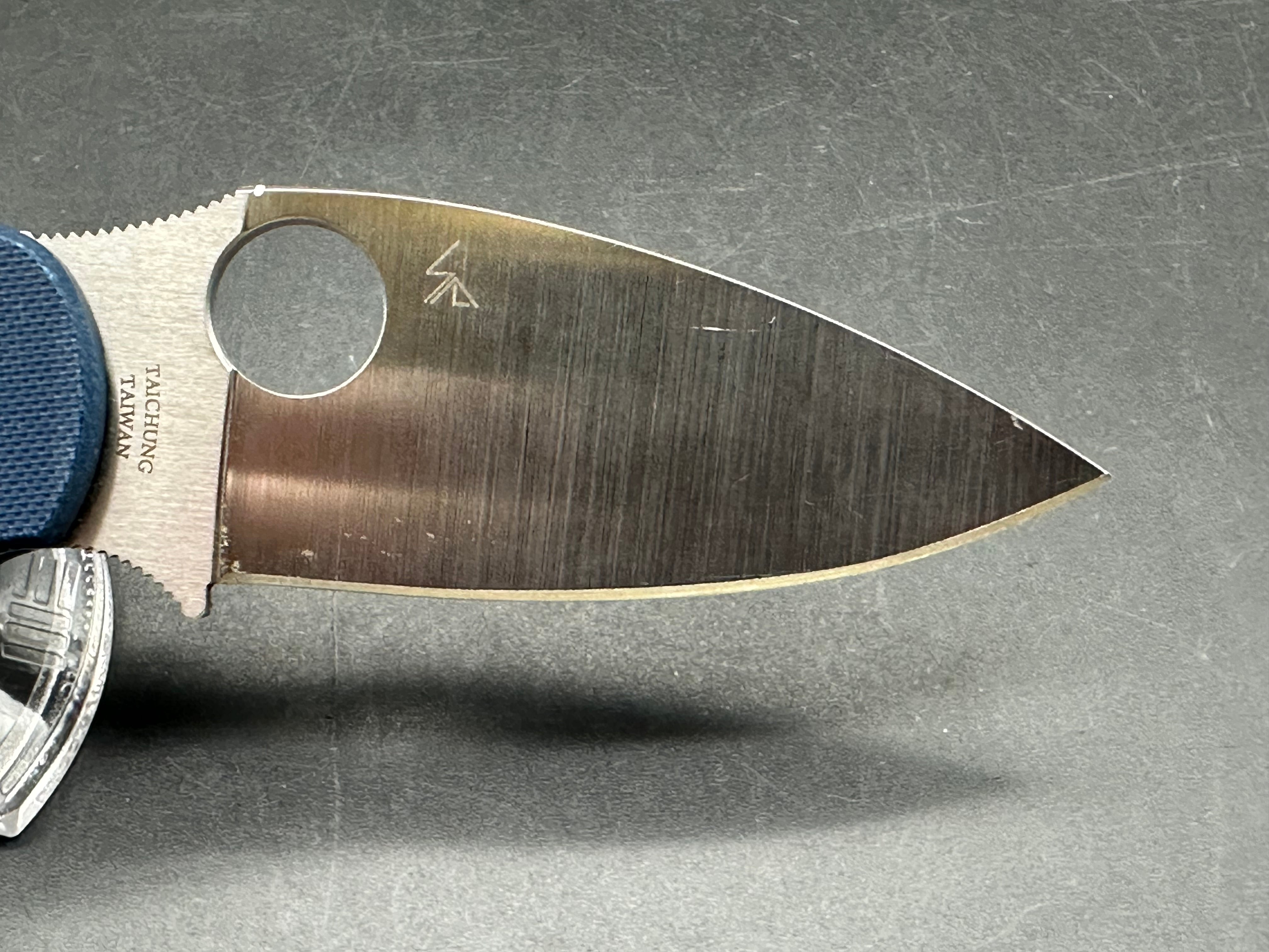 Spyderco Sage 5 Spy27 Blue G10 scales