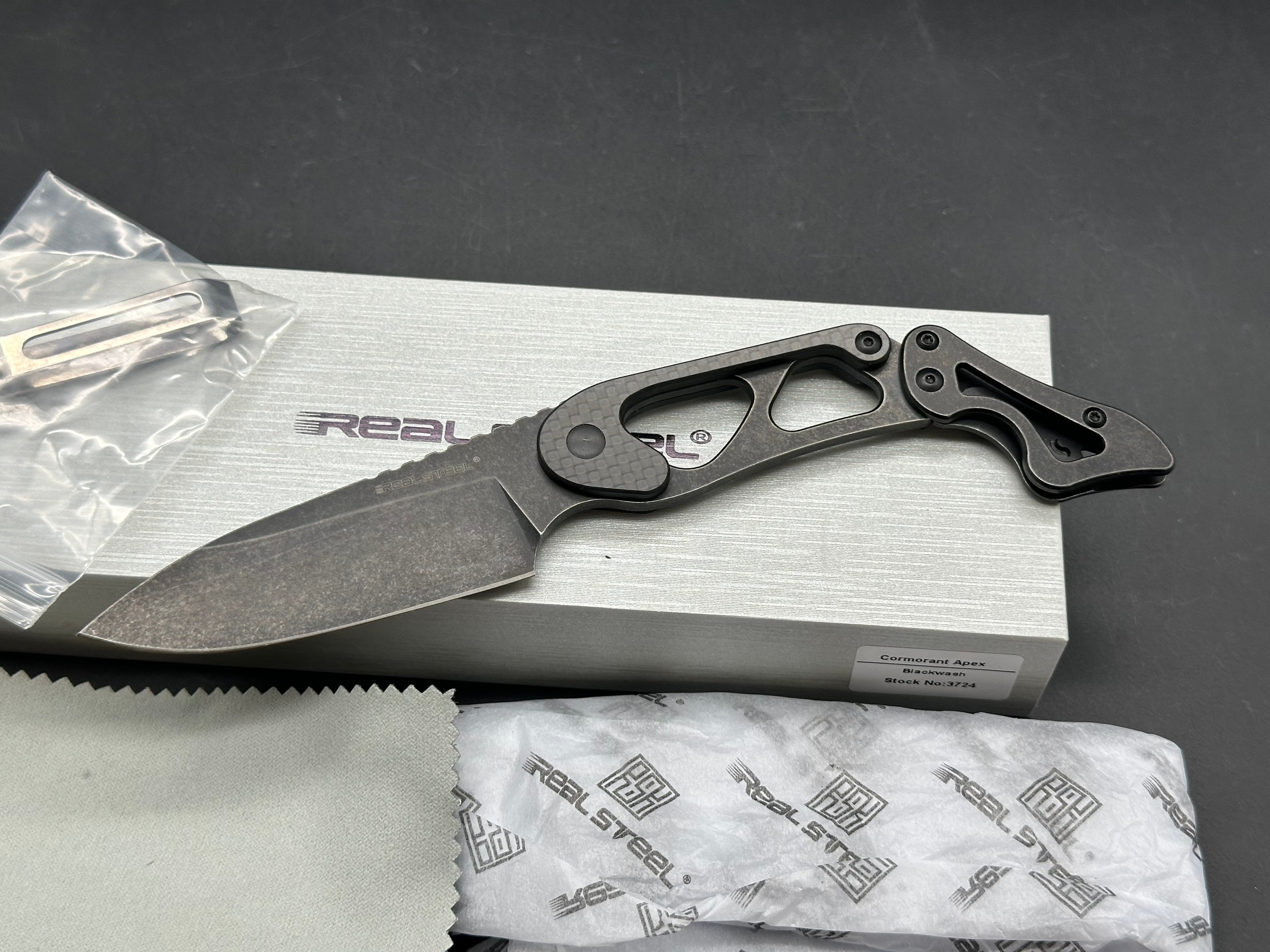 Real Steel Cormorant Apex | 14C28N | Foldable extension handle