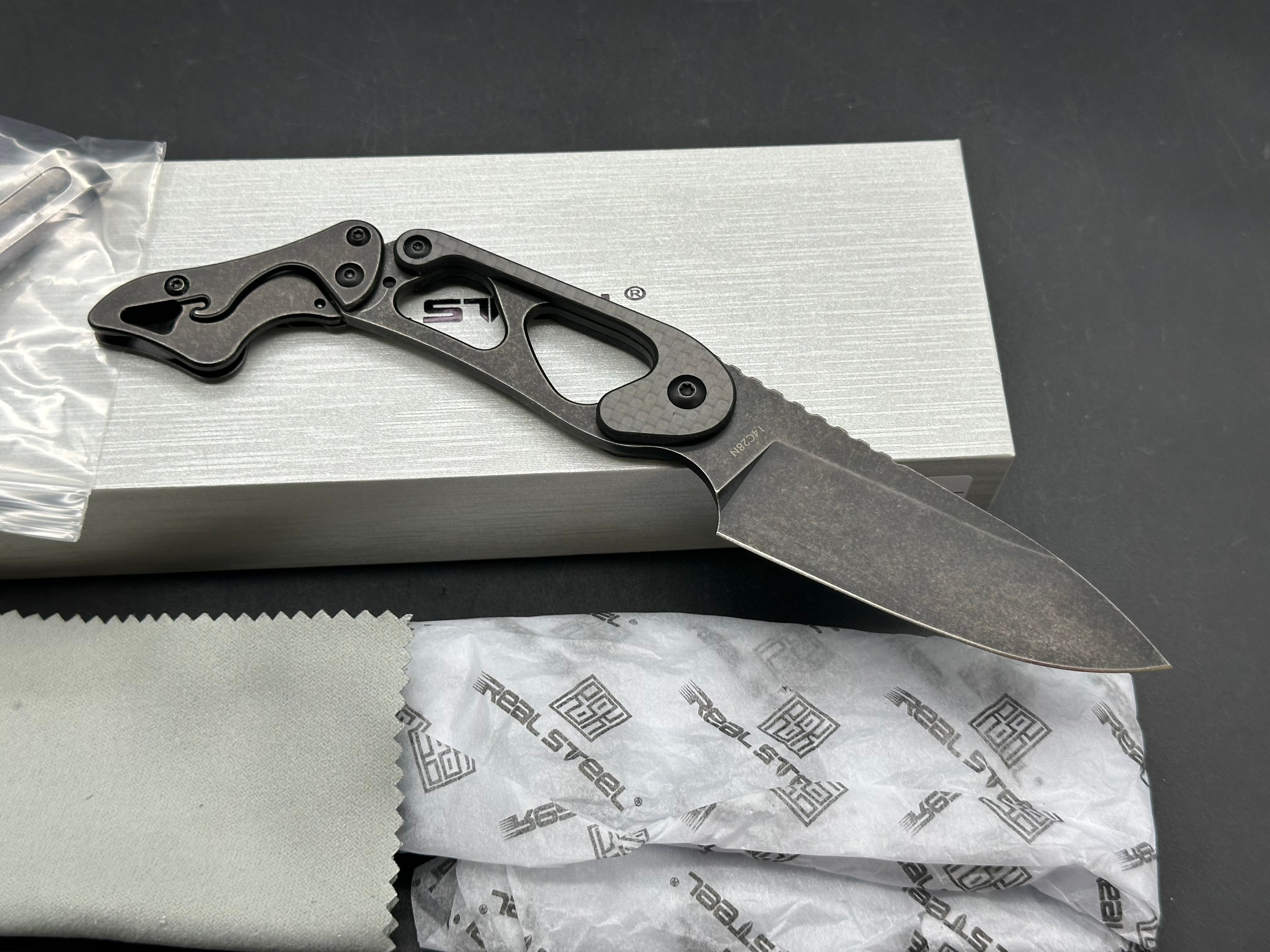 Real Steel Cormorant Apex | 14C28N | Foldable extension handle