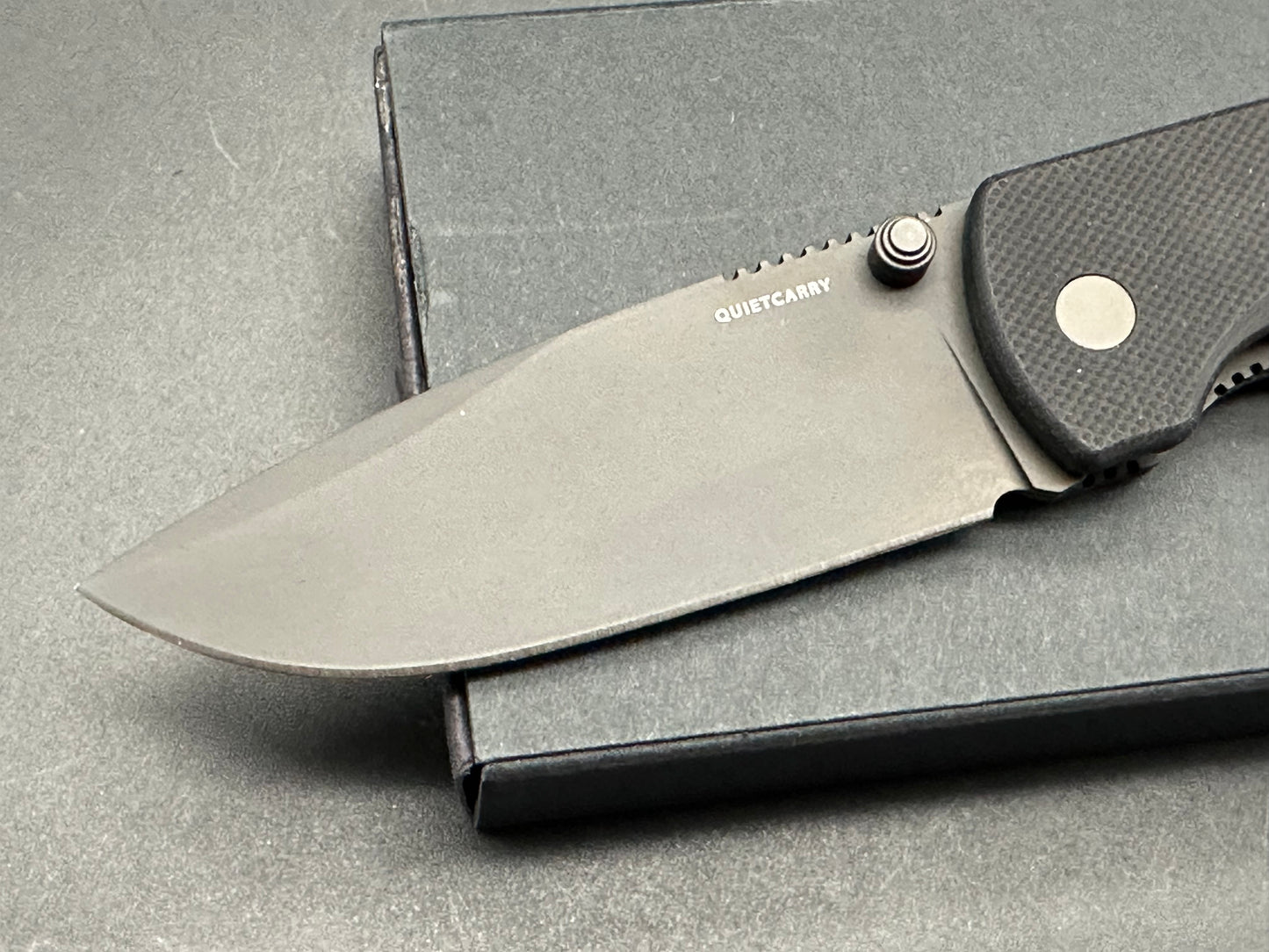 Quiet Carry Chase G-10 LC200N