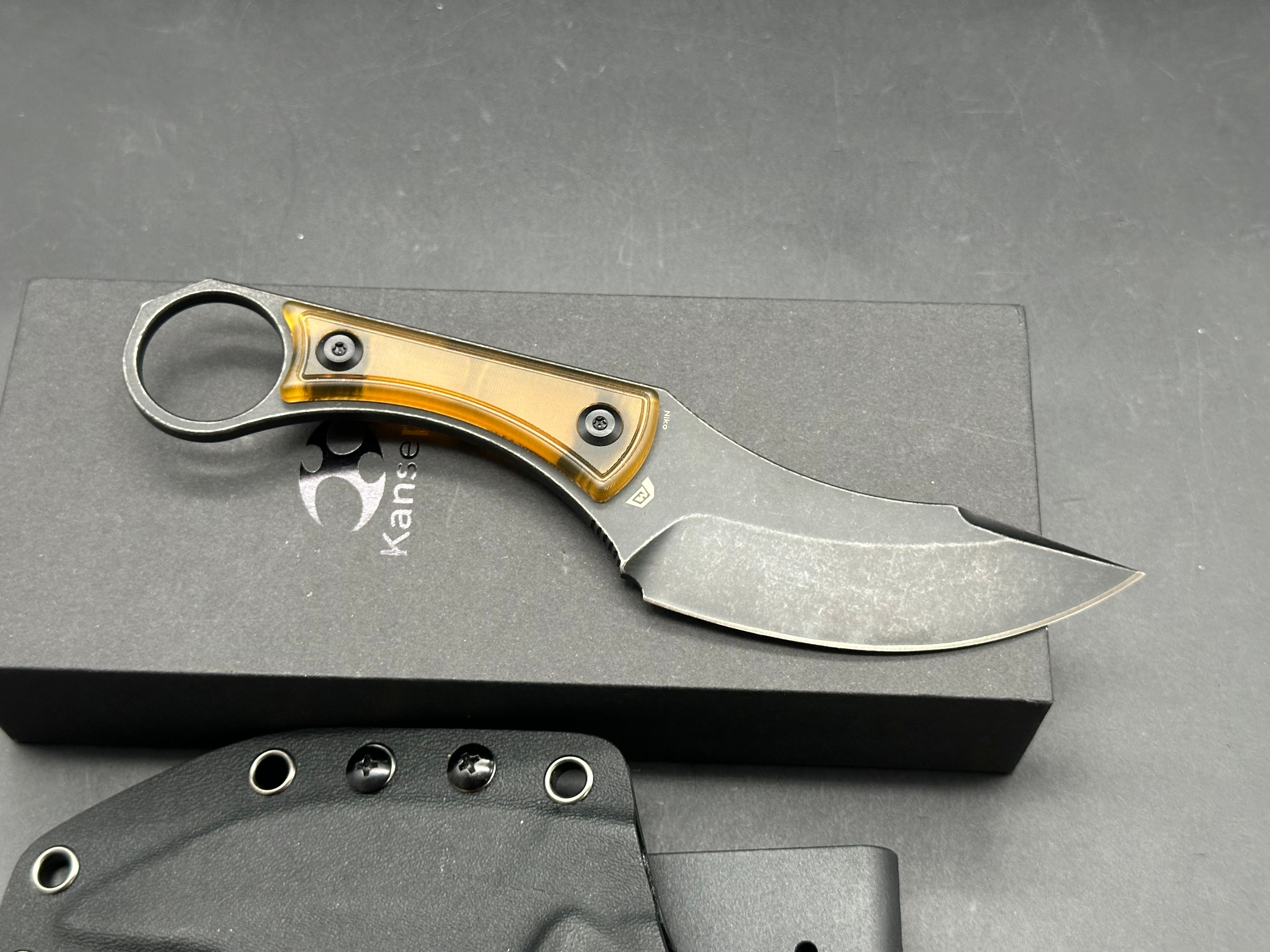 KANSEPT NIKO FIXED KNIFE AMBER PEI HANDLE (3.54'' BLACKWASH D2 BLADE )