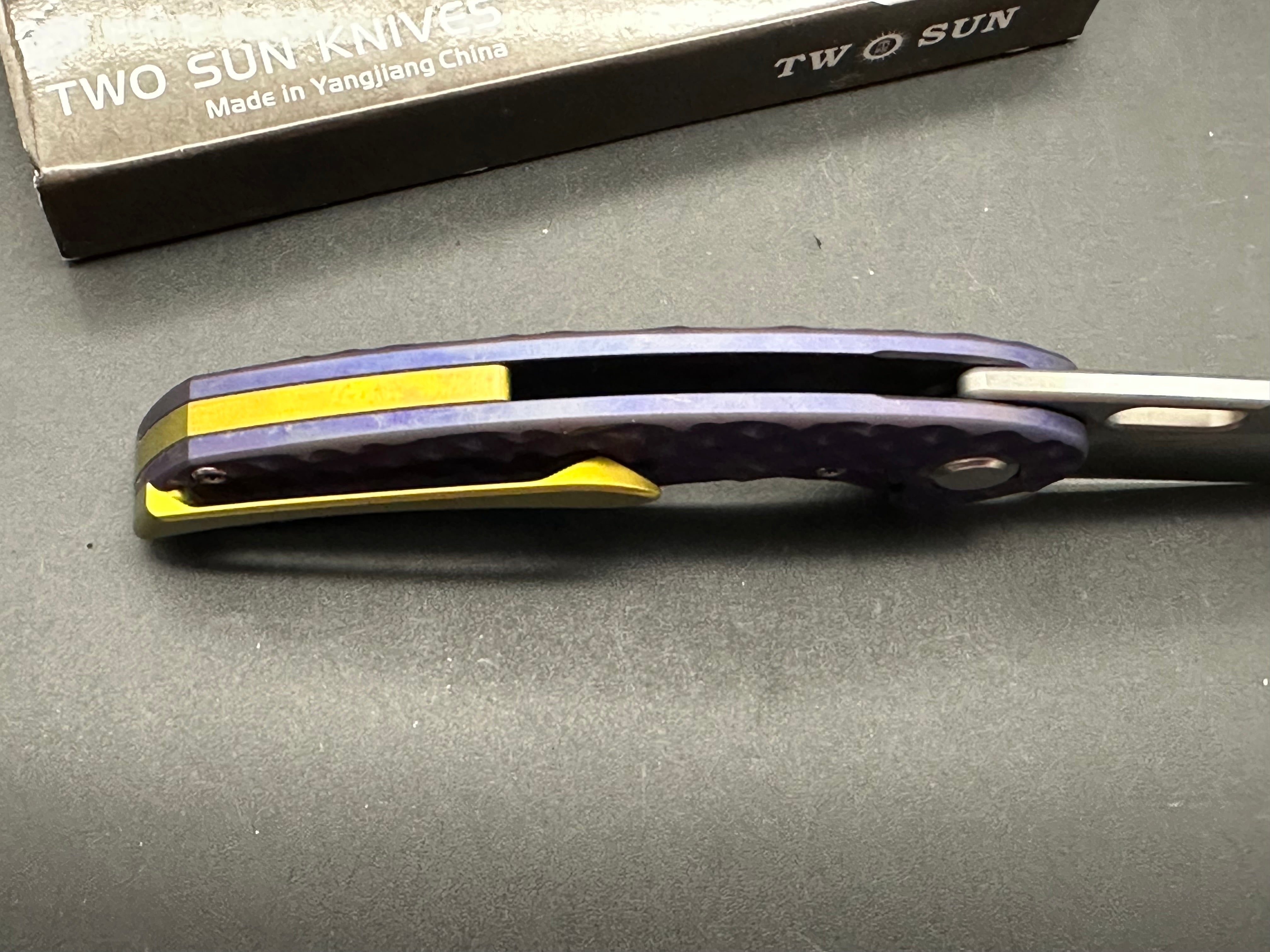 TWOSUN TS177 TEXTURED TITANIUM HANDLE M390