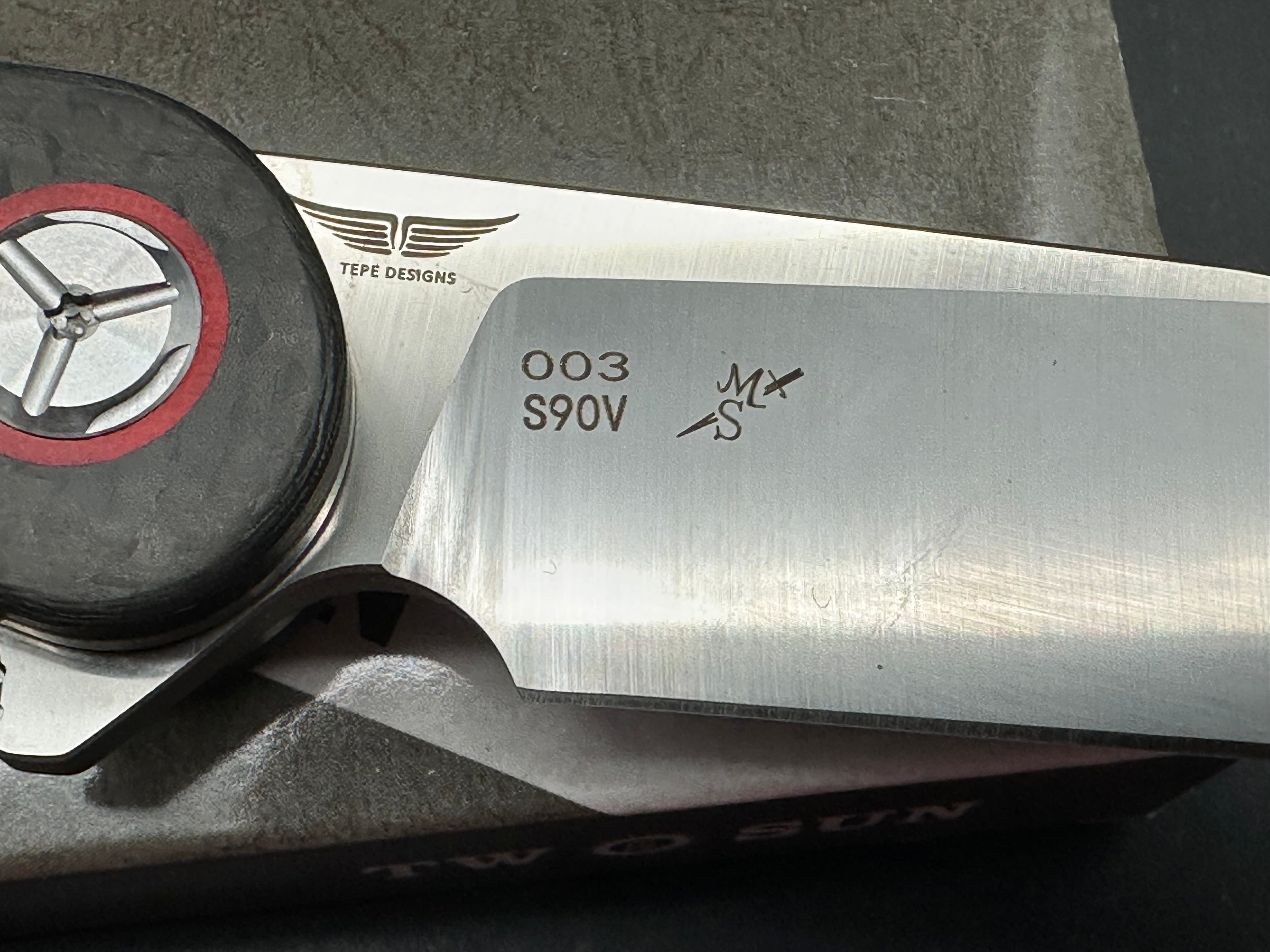 TWOSUN TS204-S90V Bronc #3 GRAY/BLACK CARBON FIBER TITANIUM G10 HANDLE M390