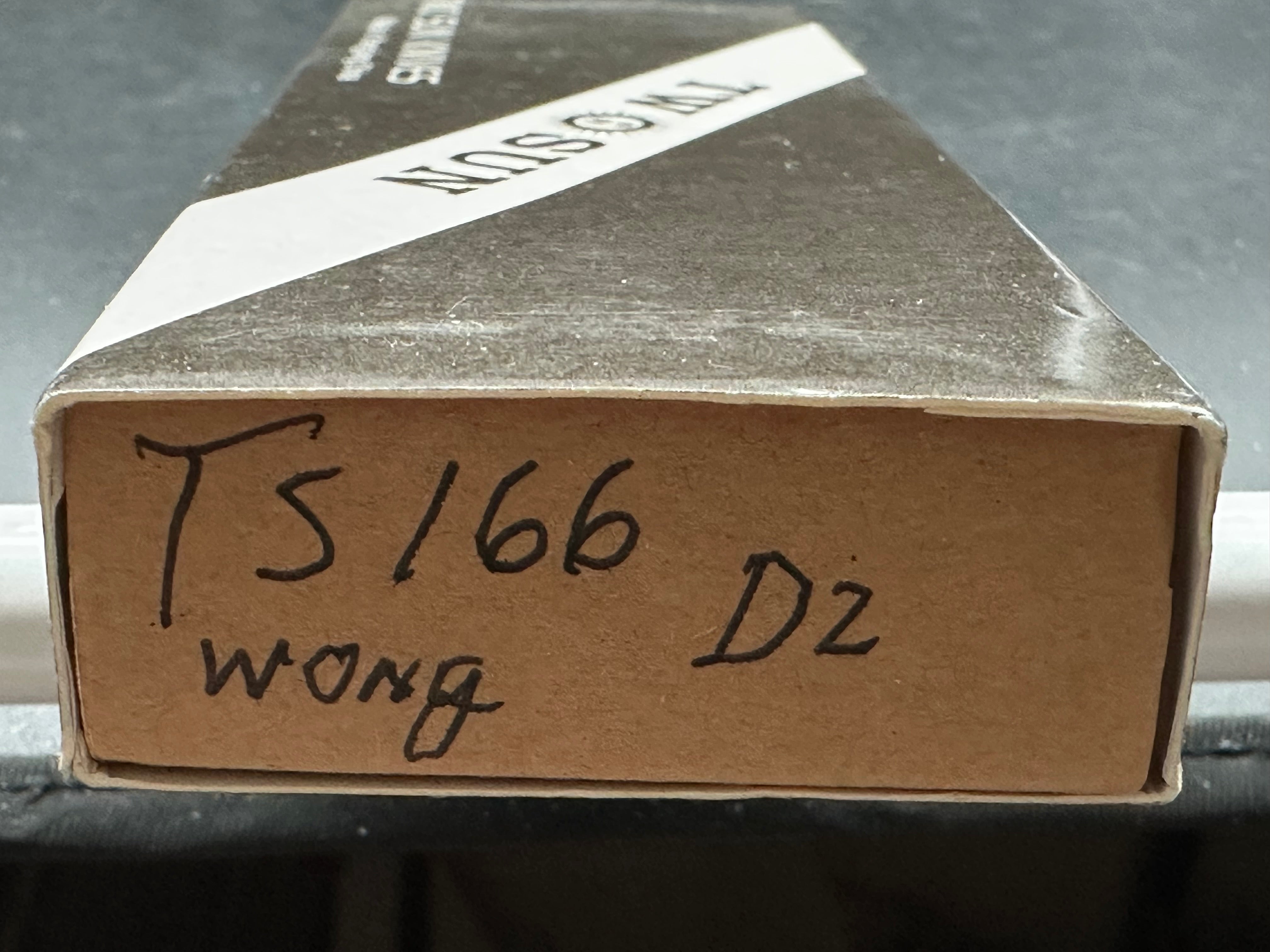 TwoSun TS166-D2 Titanium Handle D2 Plain Edge