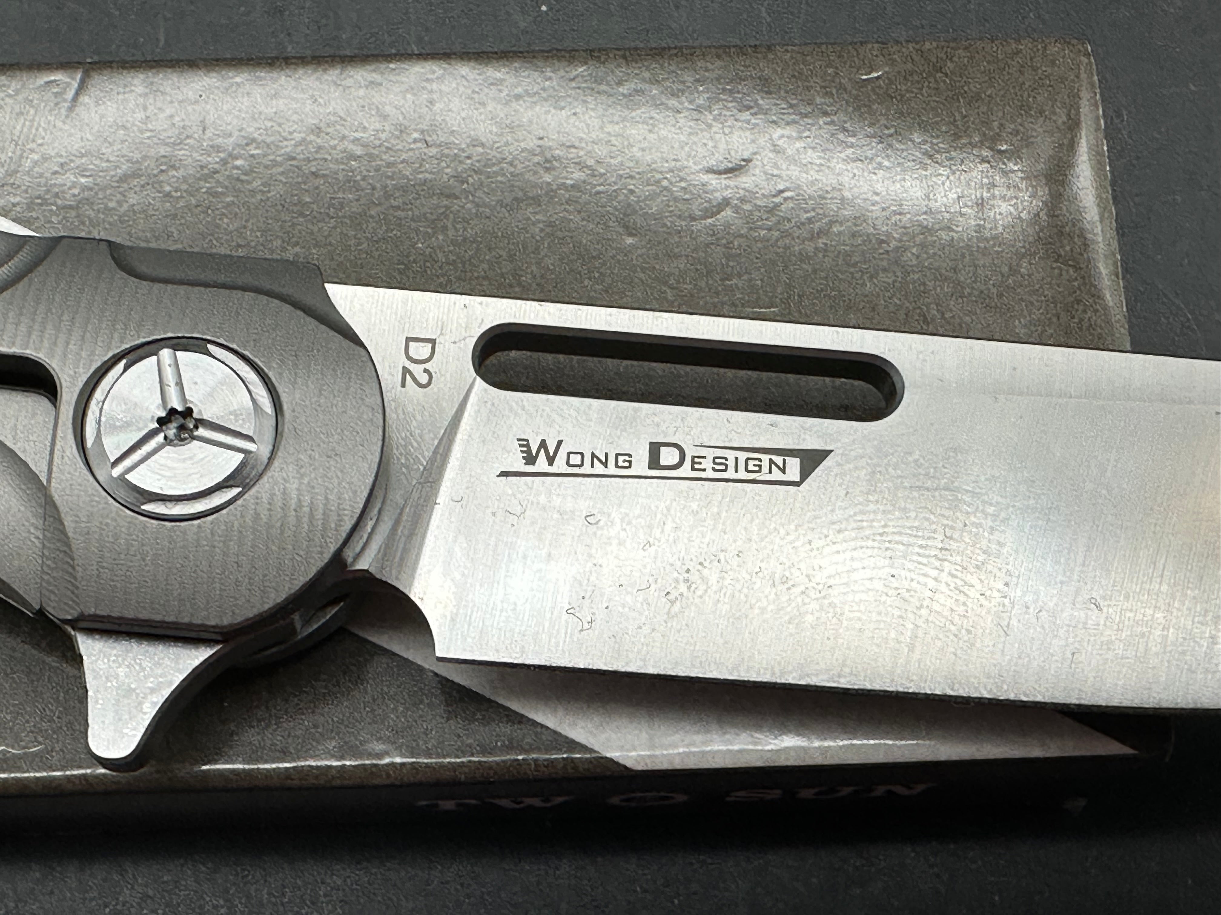TwoSun TS166-D2 Titanium Handle D2 Plain Edge