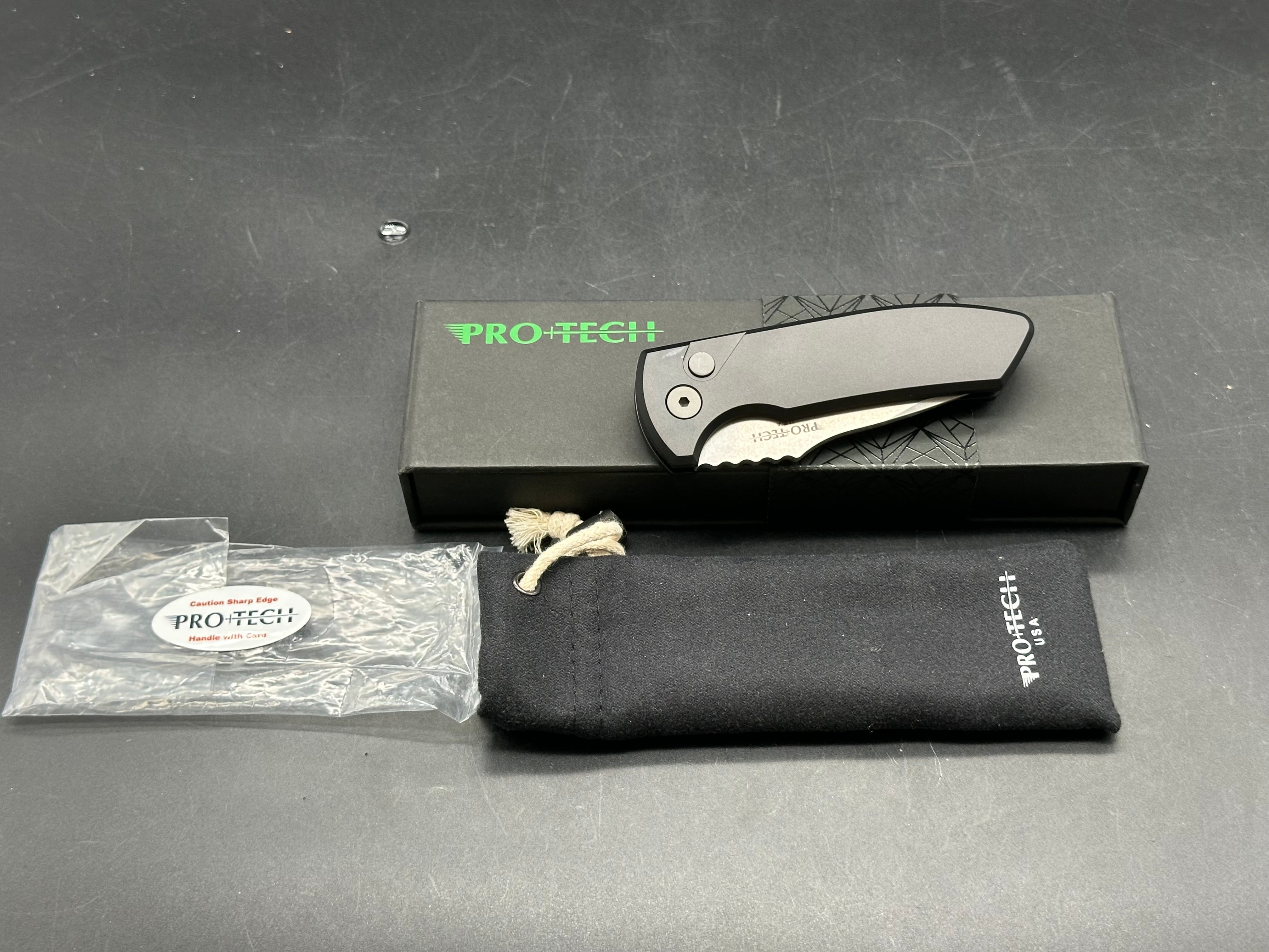 Pro-Tech SBR Auto, 2.6" CPM S35VN Stonewash Blade with Black Aluminum Scales