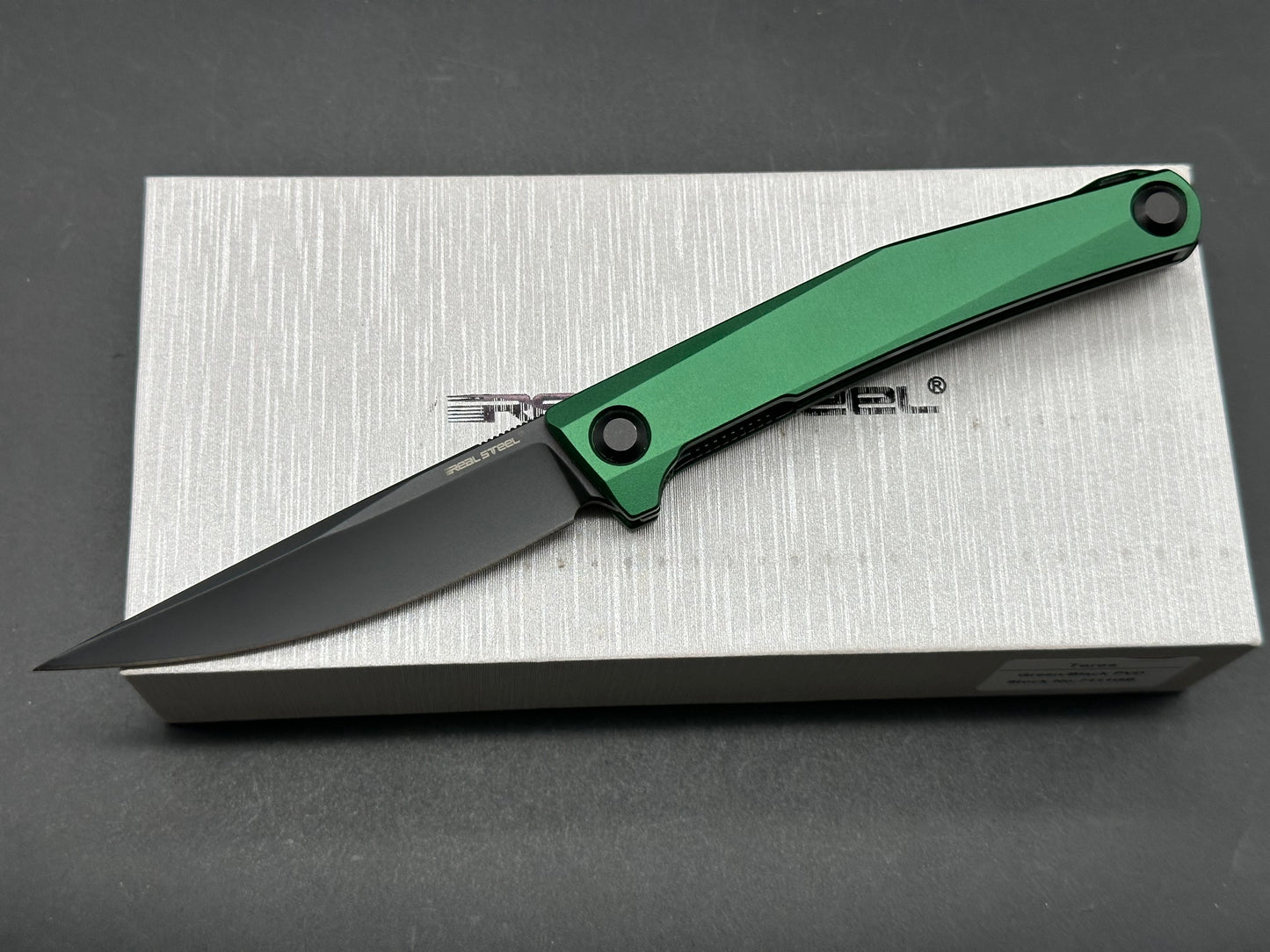 Real Steel Teres Nitro-V Black blade Racing Green Aluminum Handle