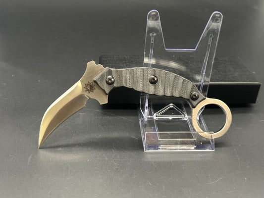 Derespina Knives karambit