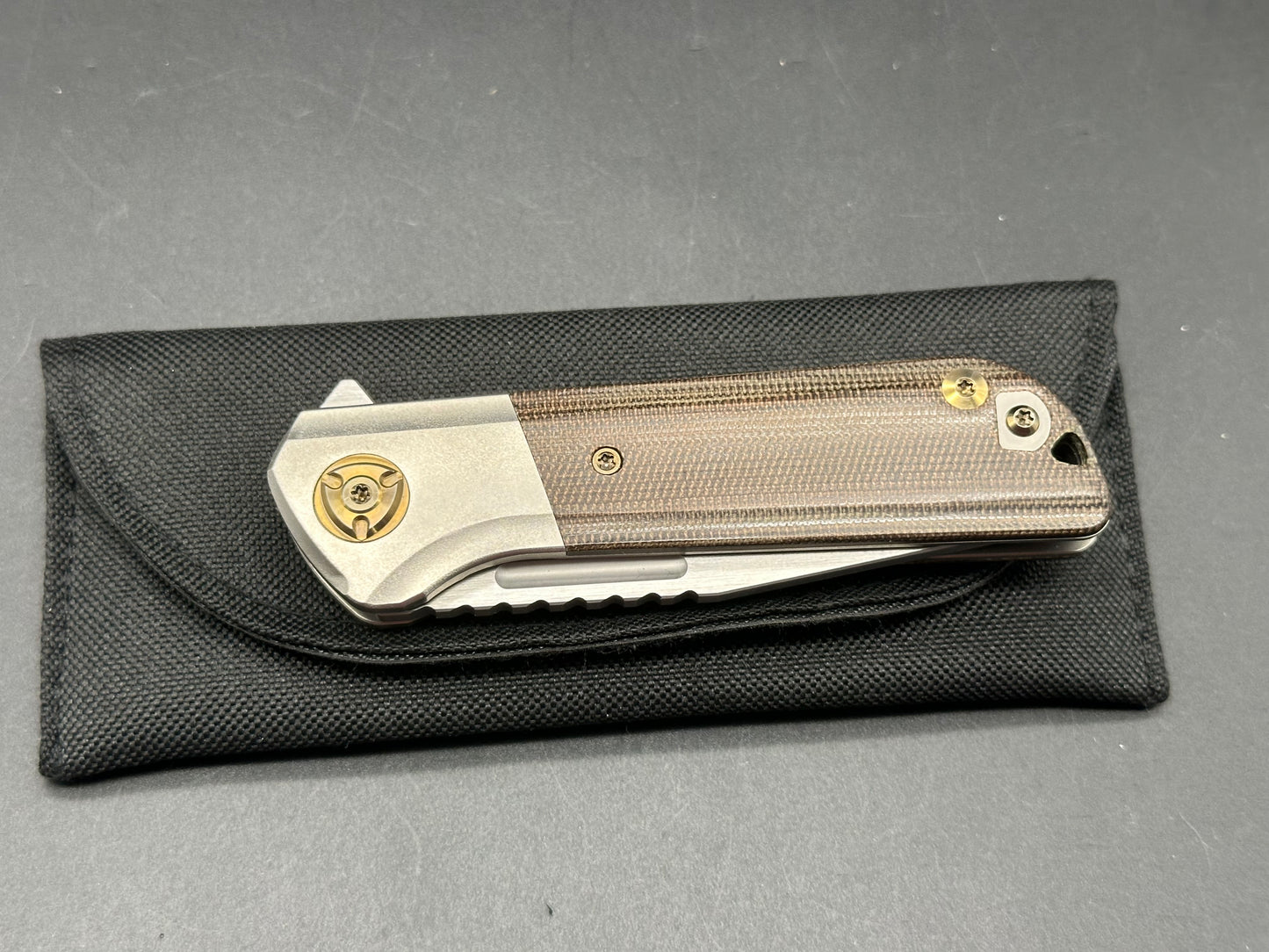 Liong Mah Lanny V2 Ti/Brown Micarta M390 blade