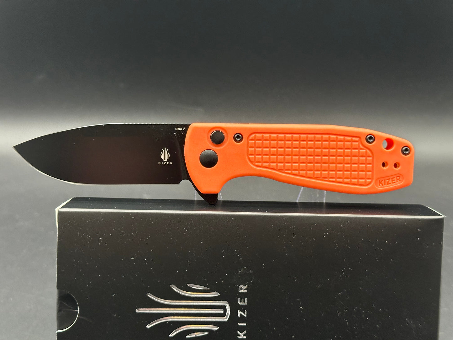 Kizer Amicus Nitro V Blade Button Lock Orange FRN Handle L3002M2 (2.95" Black)