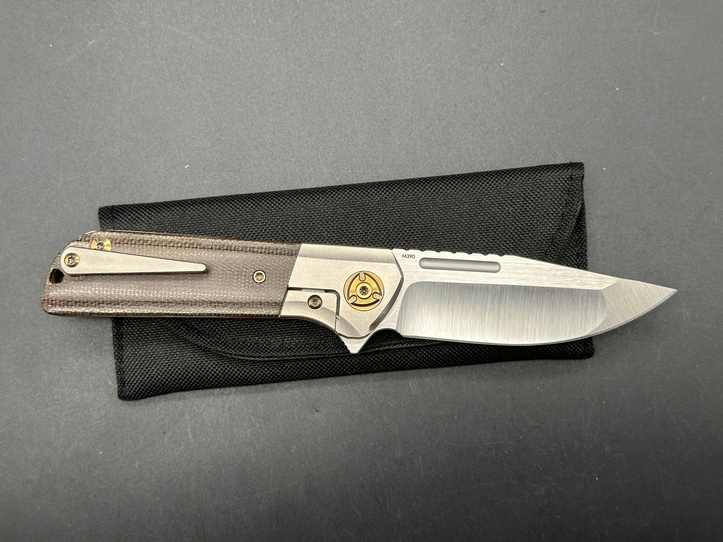 Liong Mah Lanny V2 Ti/Brown Micarta M390 blade