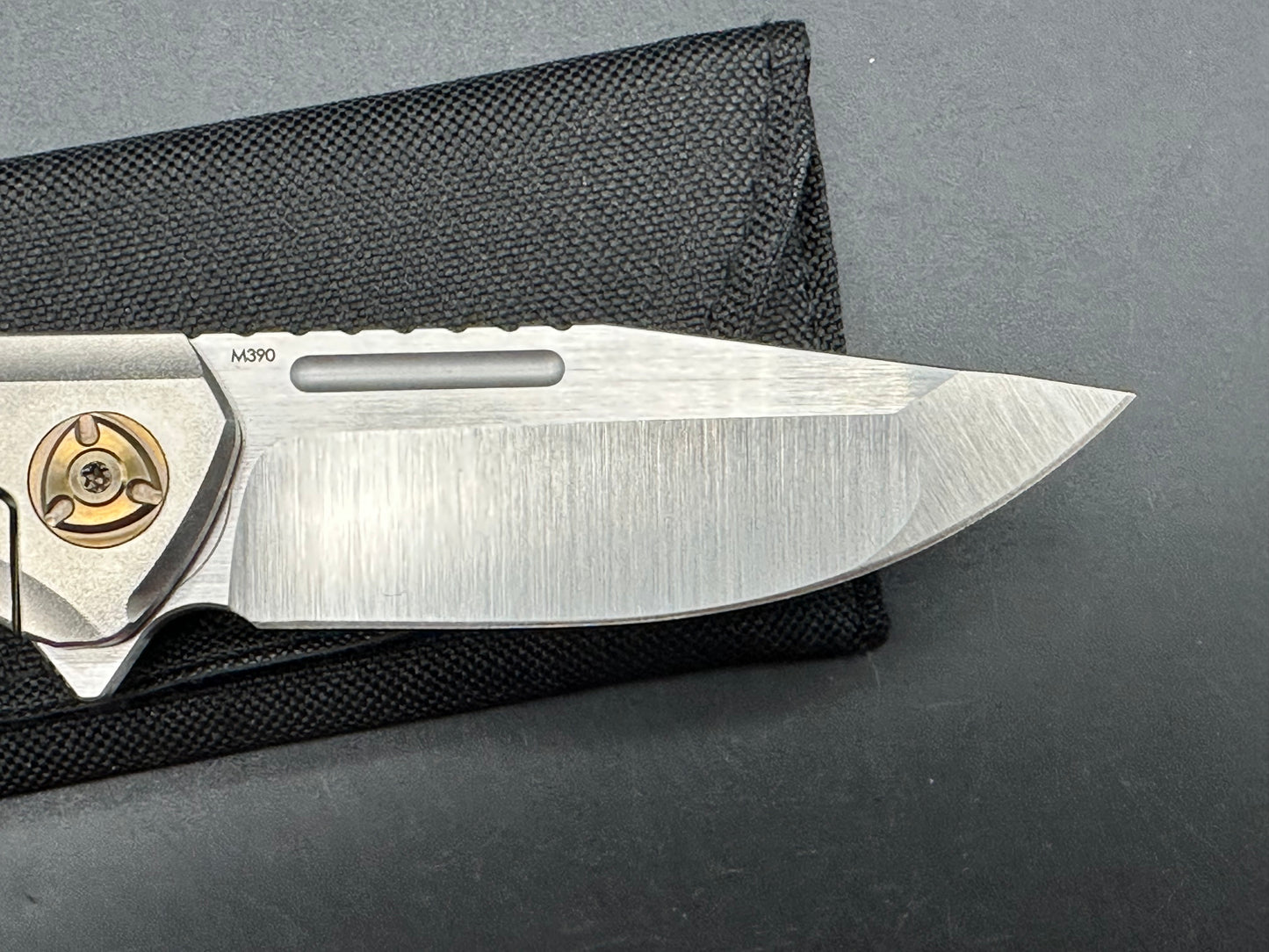 Liong Mah Lanny V2 Ti/Brown Micarta M390 blade