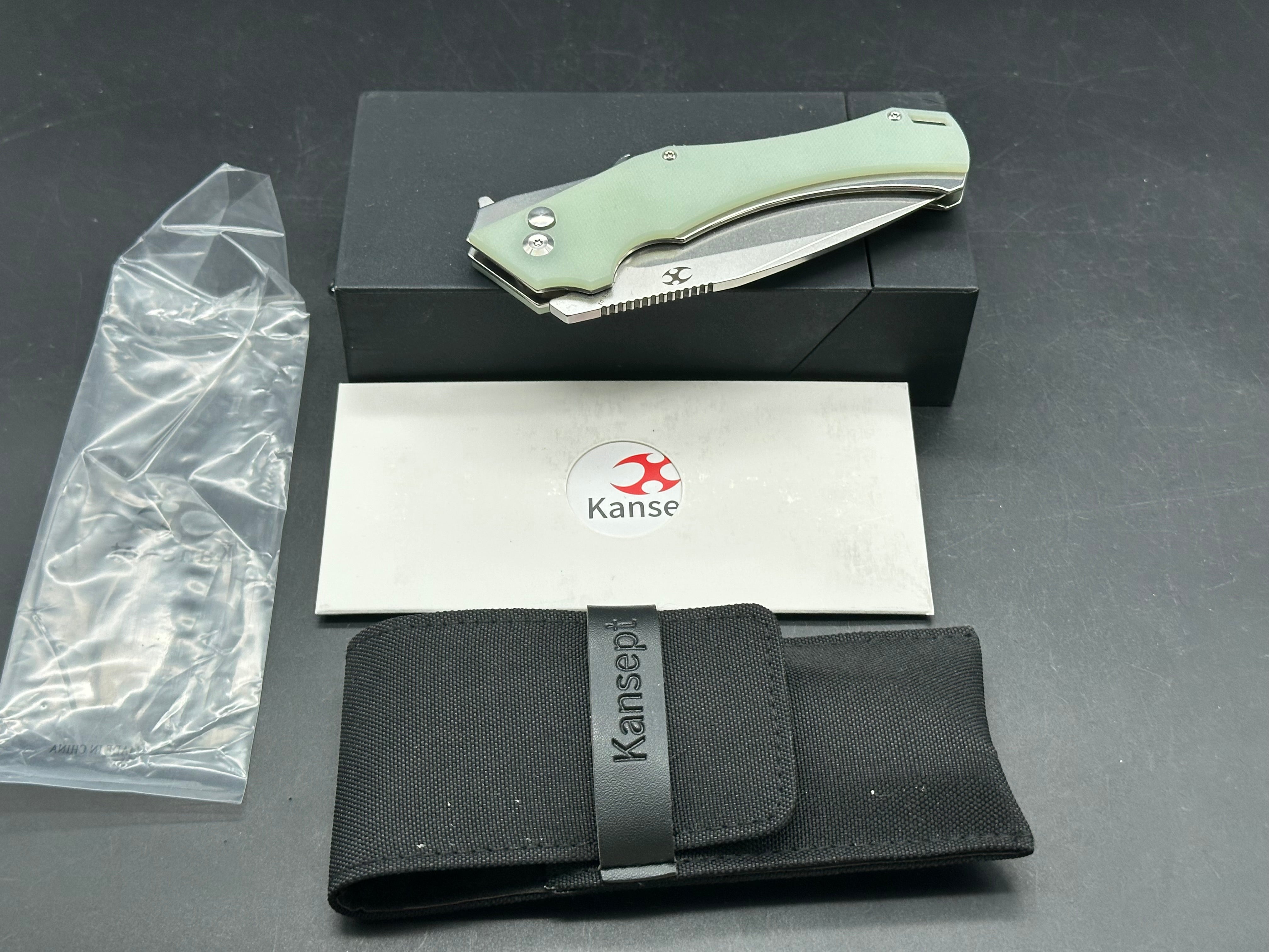 KANSEPT Hellx Button Lock Jade G10 Handle (3.6''D2 Blade)