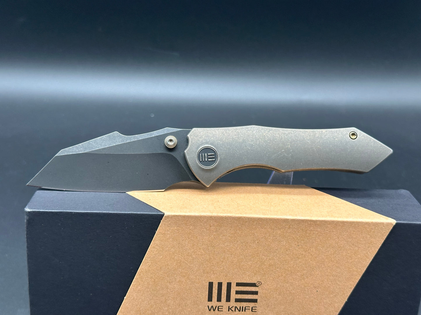 WE Knife Co. High-Fin Frame Lock Knife Bronze Titanium