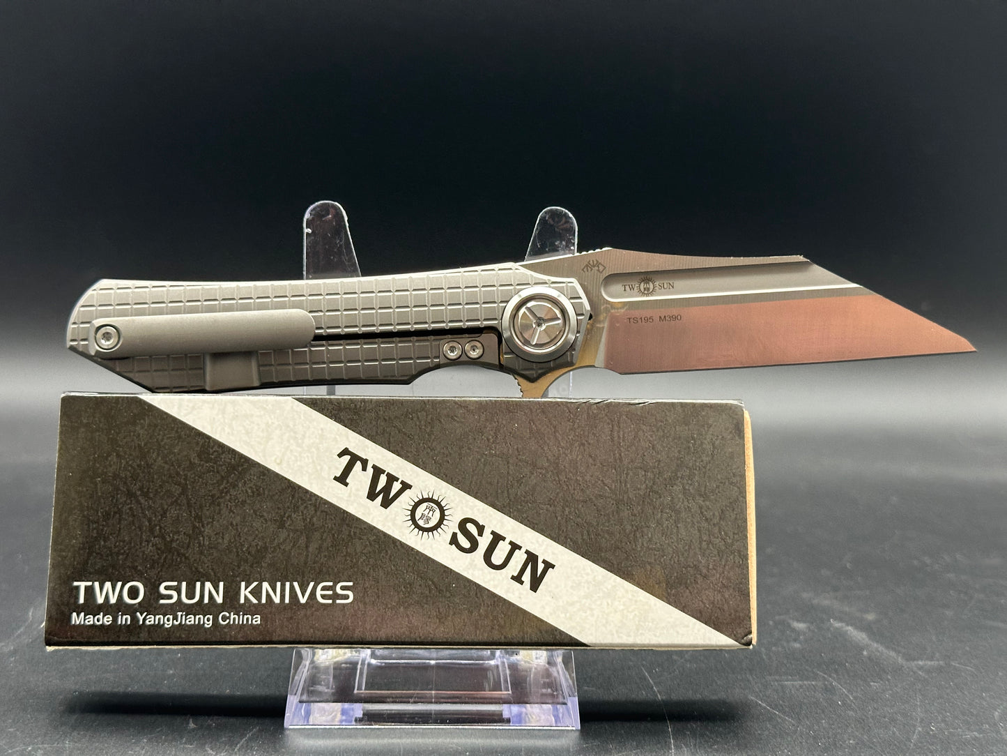 TWOSUN TS195-SQUARE TITANIUM HANDLE M390 PLAIN EDGE SATIN FINISH