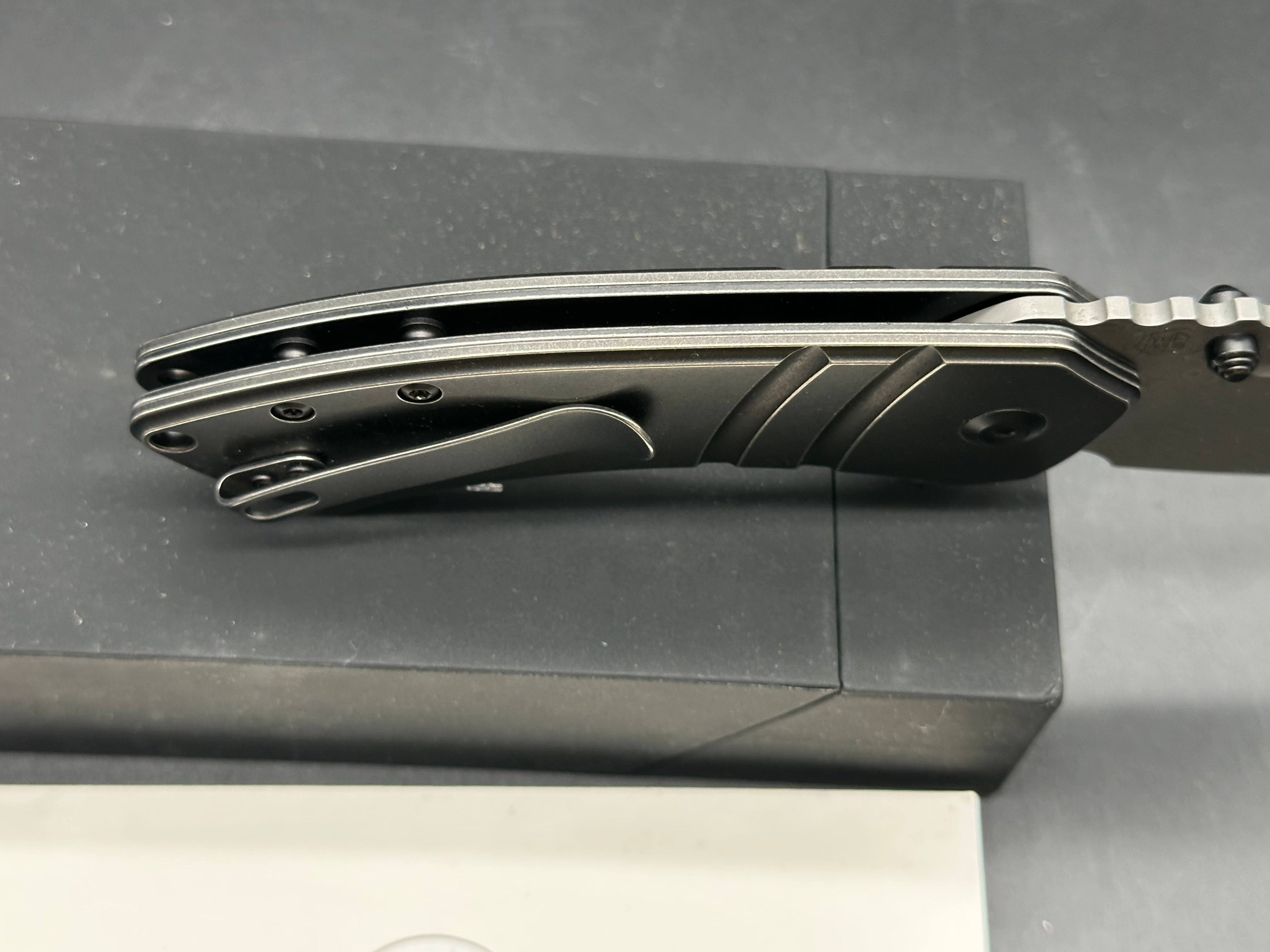 Kansept Knives Korvid M+ Liner Lock Knife DLC Ti (3.07" Damascus)
