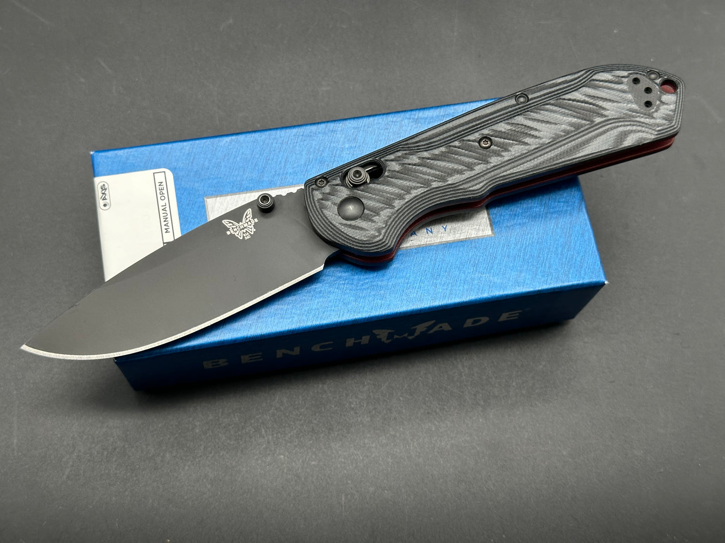 Benchmade Freek Gray/Black G-10 AXIS Lock Knife (3.6" Black CPM-M4) 560BK-1