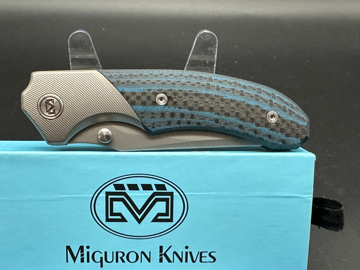 MIGURON CENTURION FOLDING KNIFE TITANIUM/BLUE CARBON FIBER HANDLE M390 PLAIN EDGE SANDBLAST FINISH