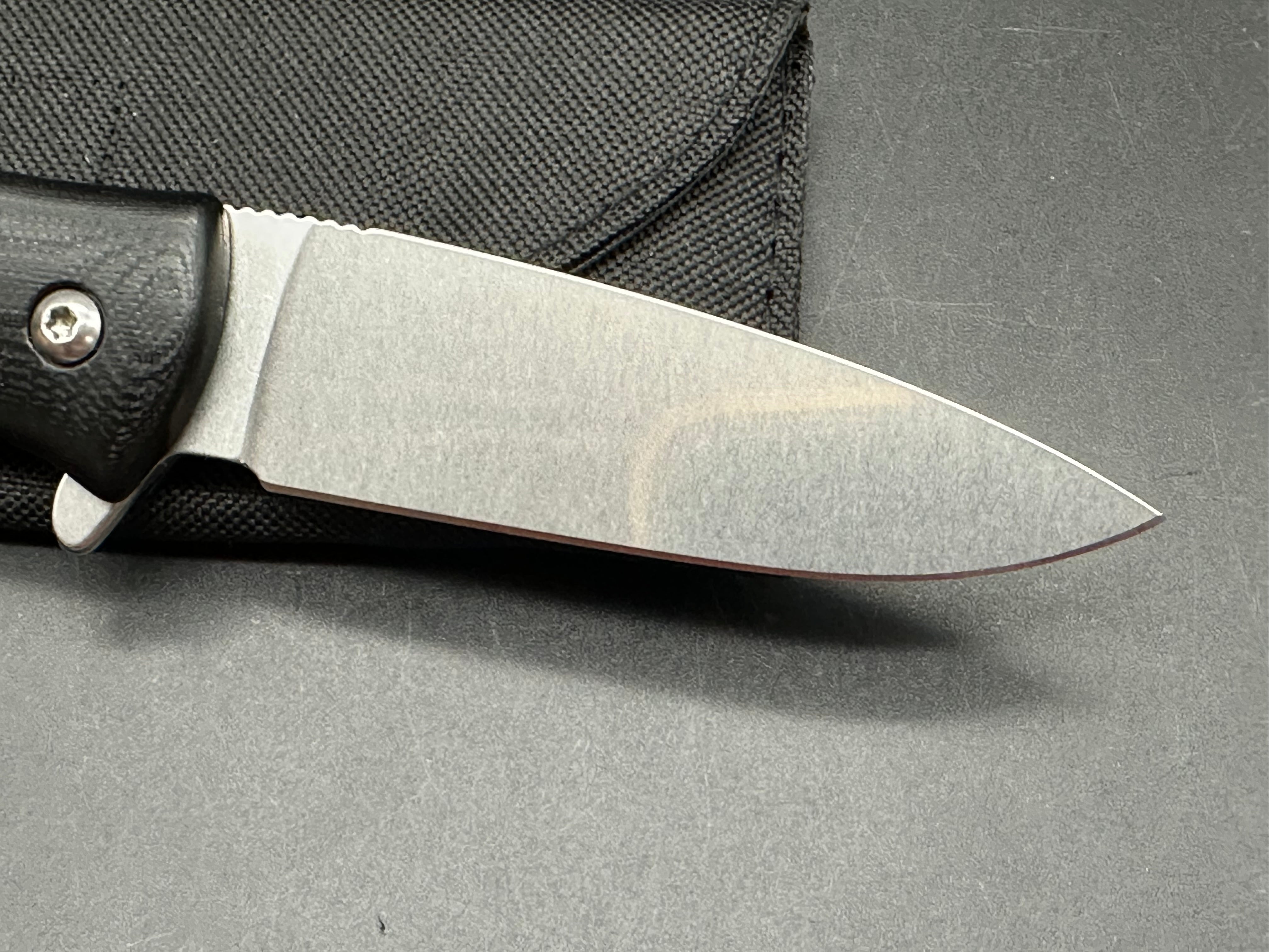 North Arm Skaha II 3.34" CPM MagnaCut Polished Stonewash Blade with Black G10 Scales