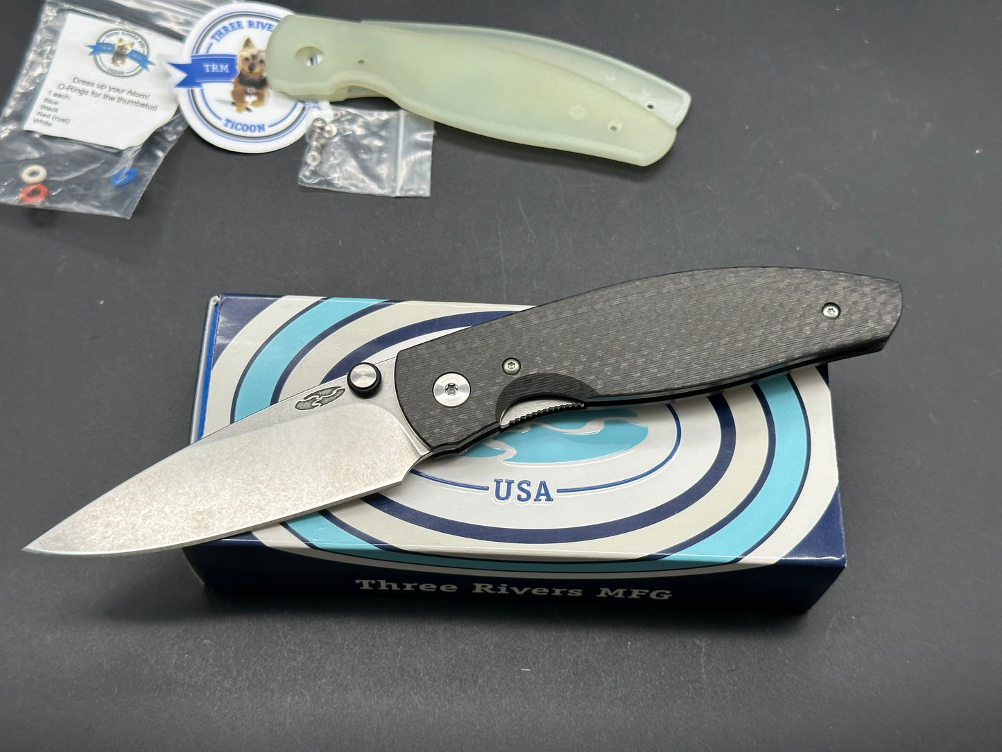 TRM Atom 20cv w/carbon fiber scales