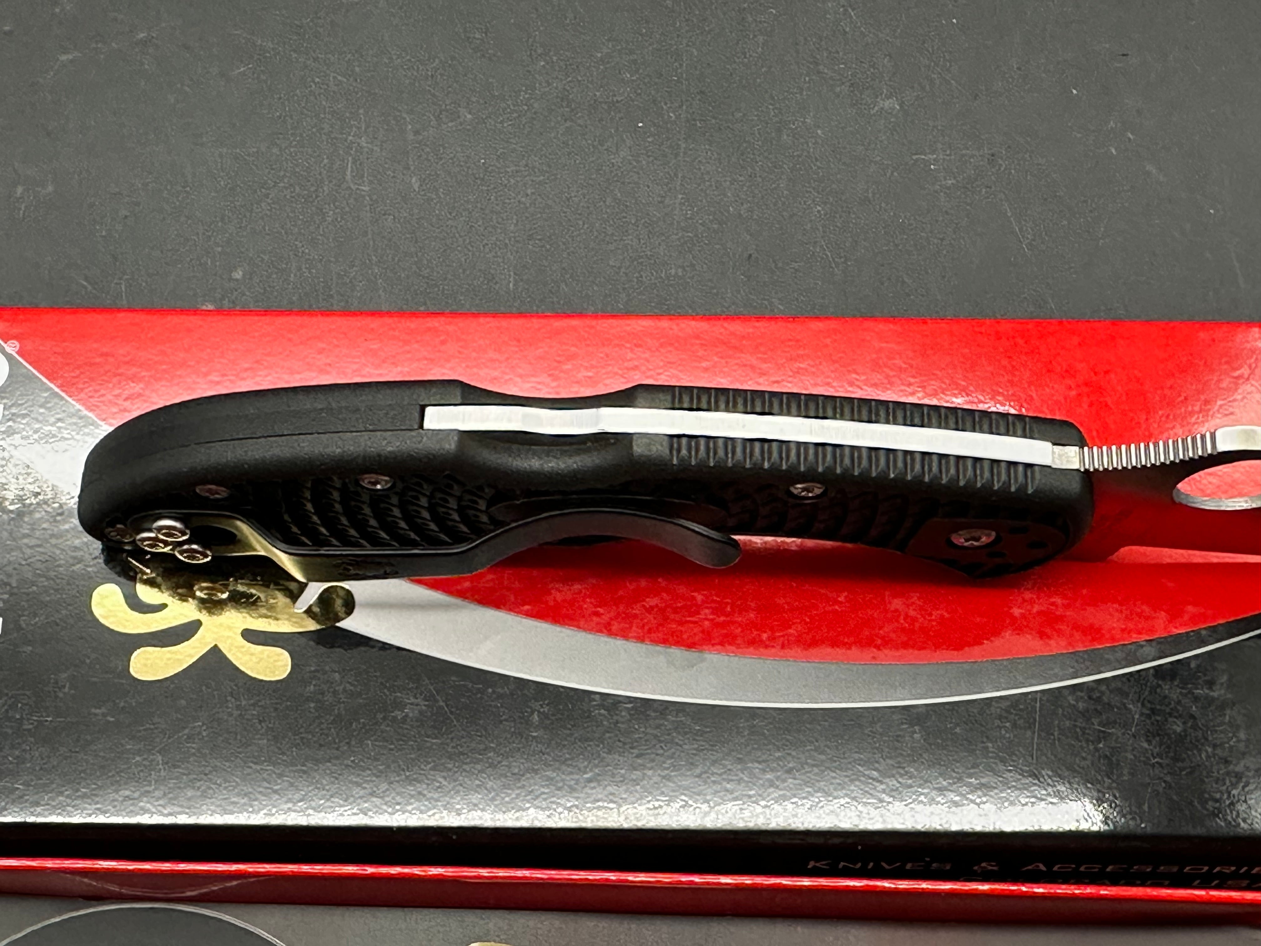 Spyderco Delica 4 Wharncliffe 2.875" VG-10 Satin Blade with Black FRN Scales
