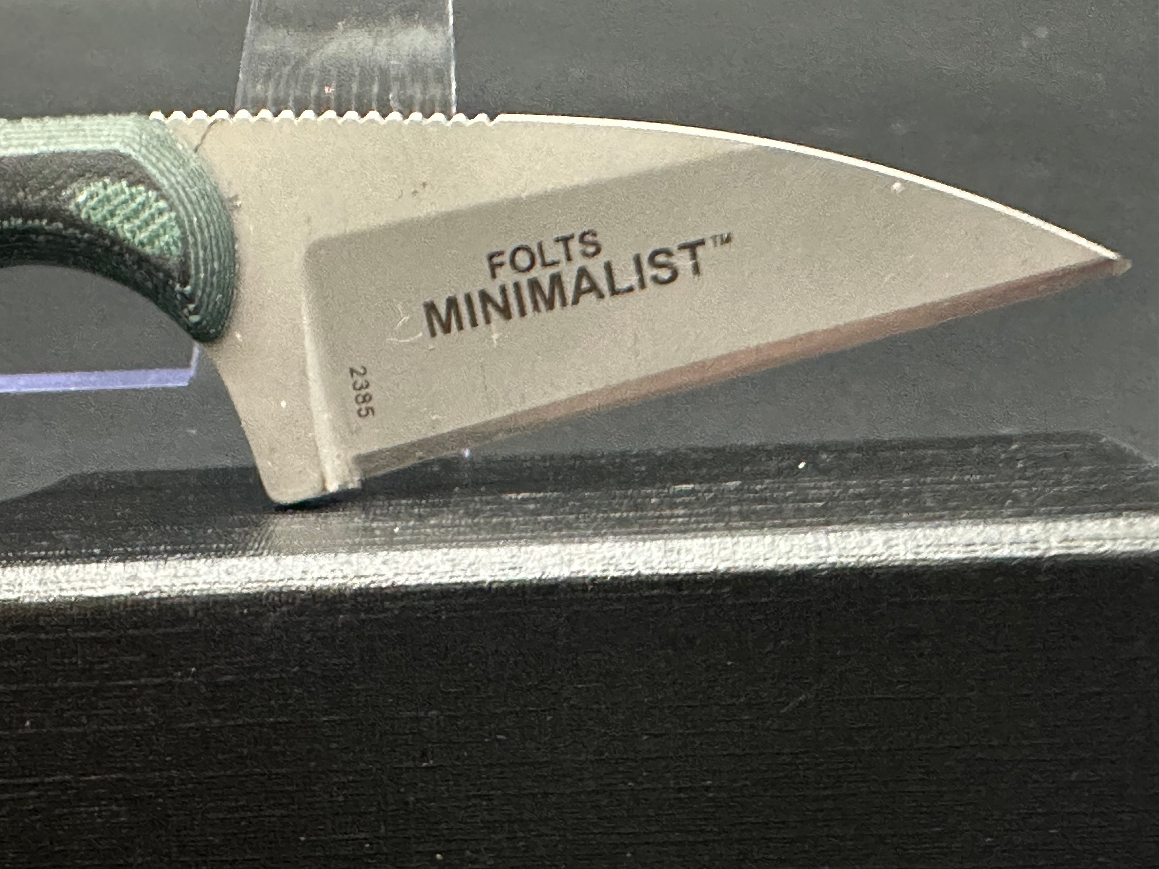 CRKT Minimalist Neck knife Wharncliffe