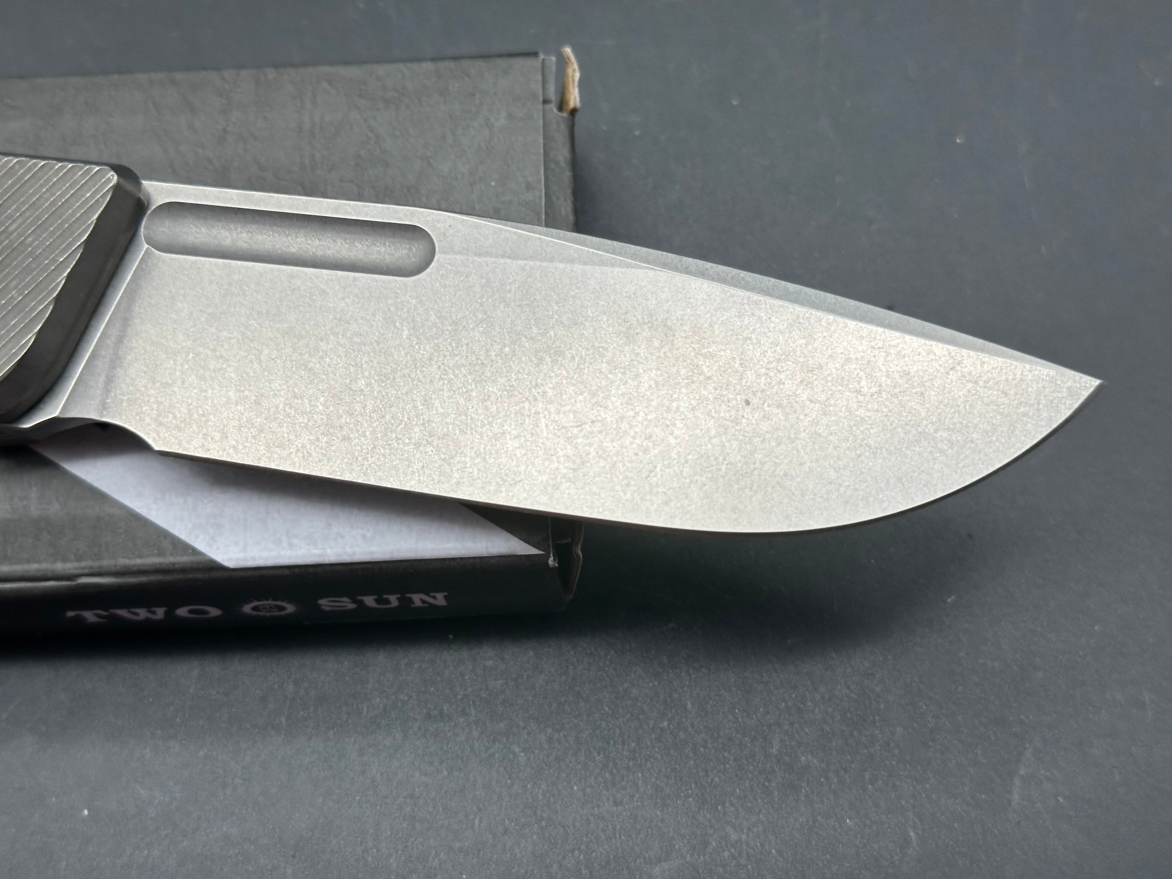 TWOSUN TS329 TITANIUM/CARBON FIBER HANDLE 14C28N PLAIN EDGE