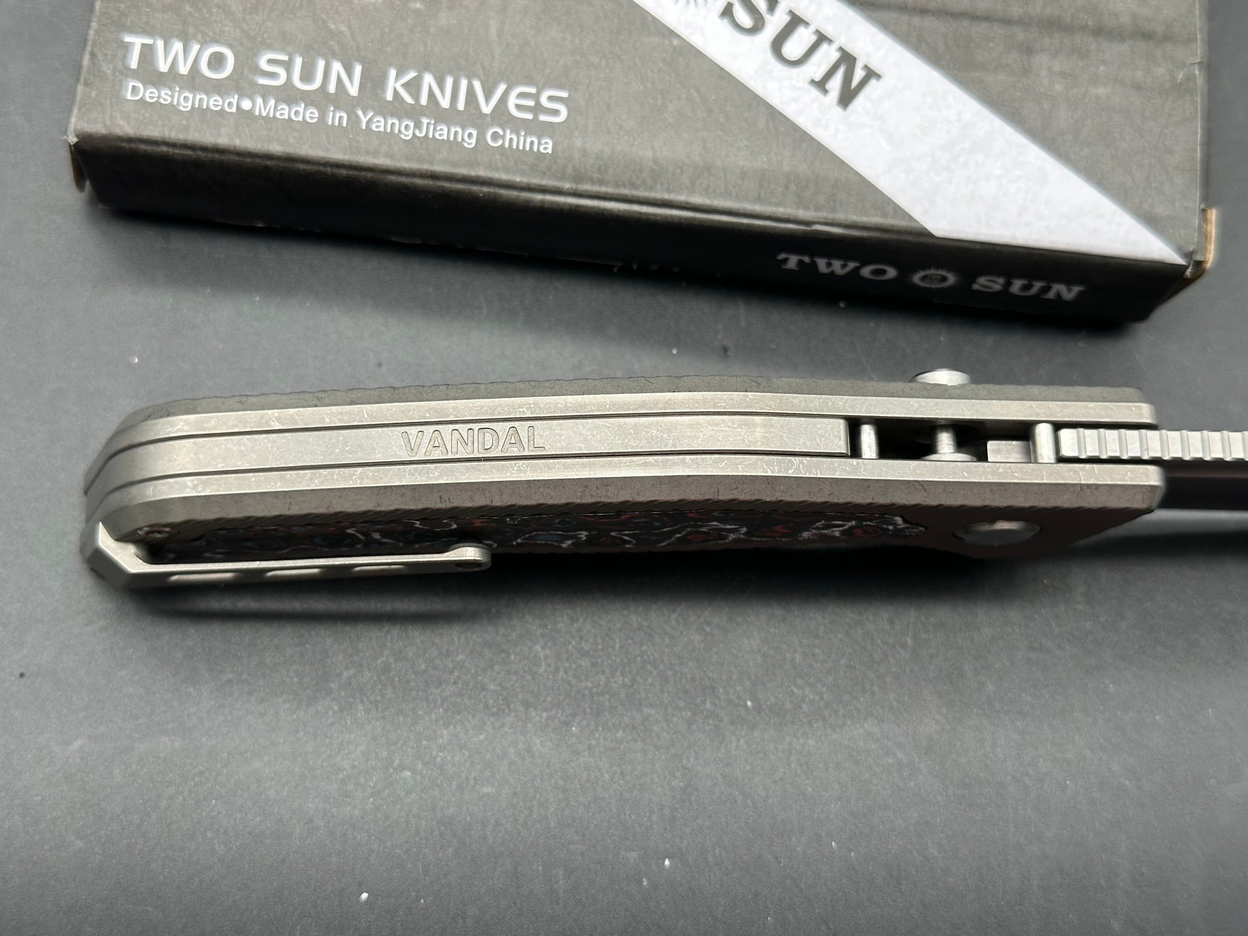 TWOSUN TS329 TITANIUM/CARBON FIBER HANDLE 14C28N PLAIN EDGE