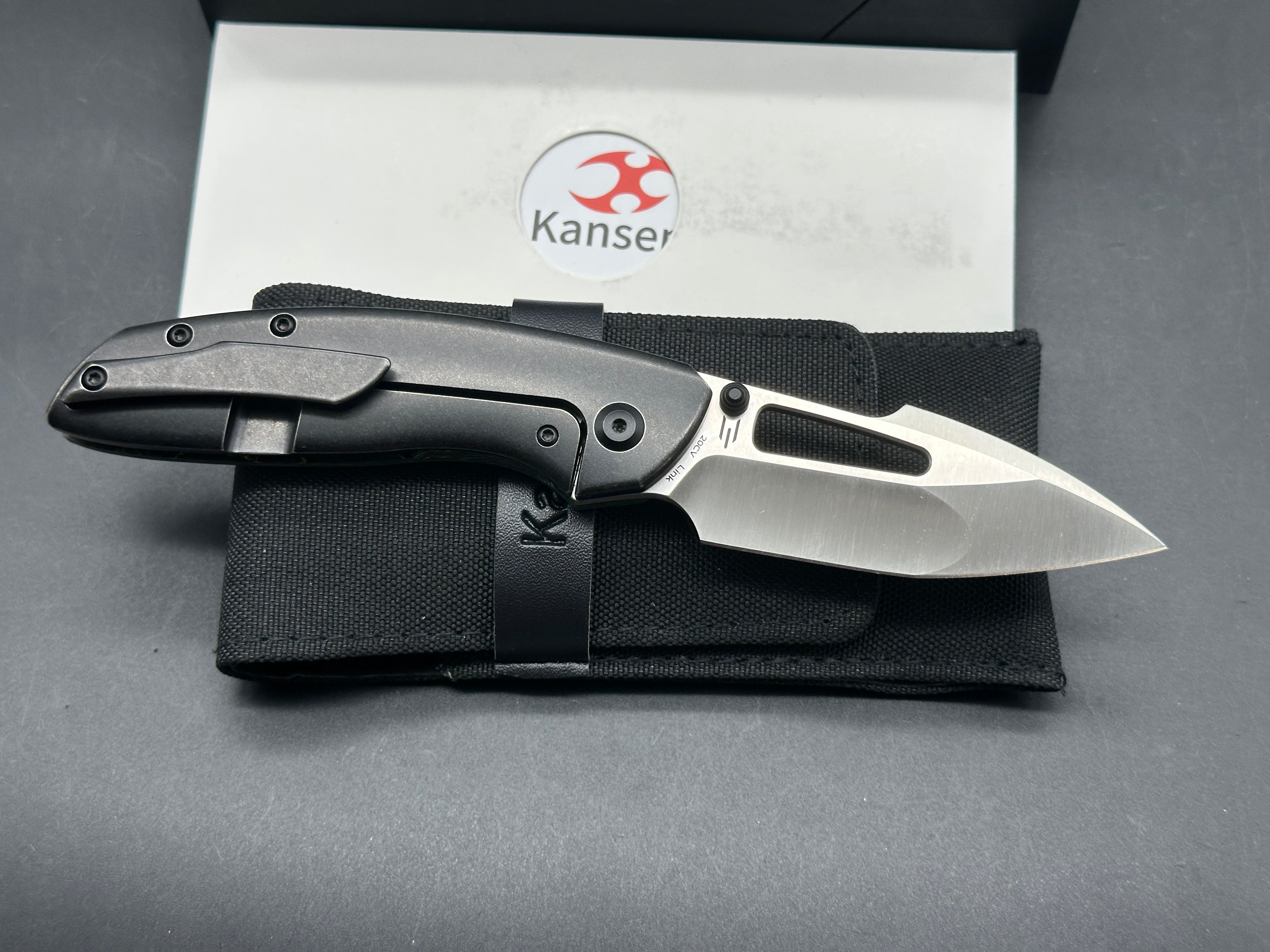 KANSEPT LINK FOLDING KNIFE GECKO CAMO CARBON/TITANIUM HANDLE 20CV PLAIN EDGE