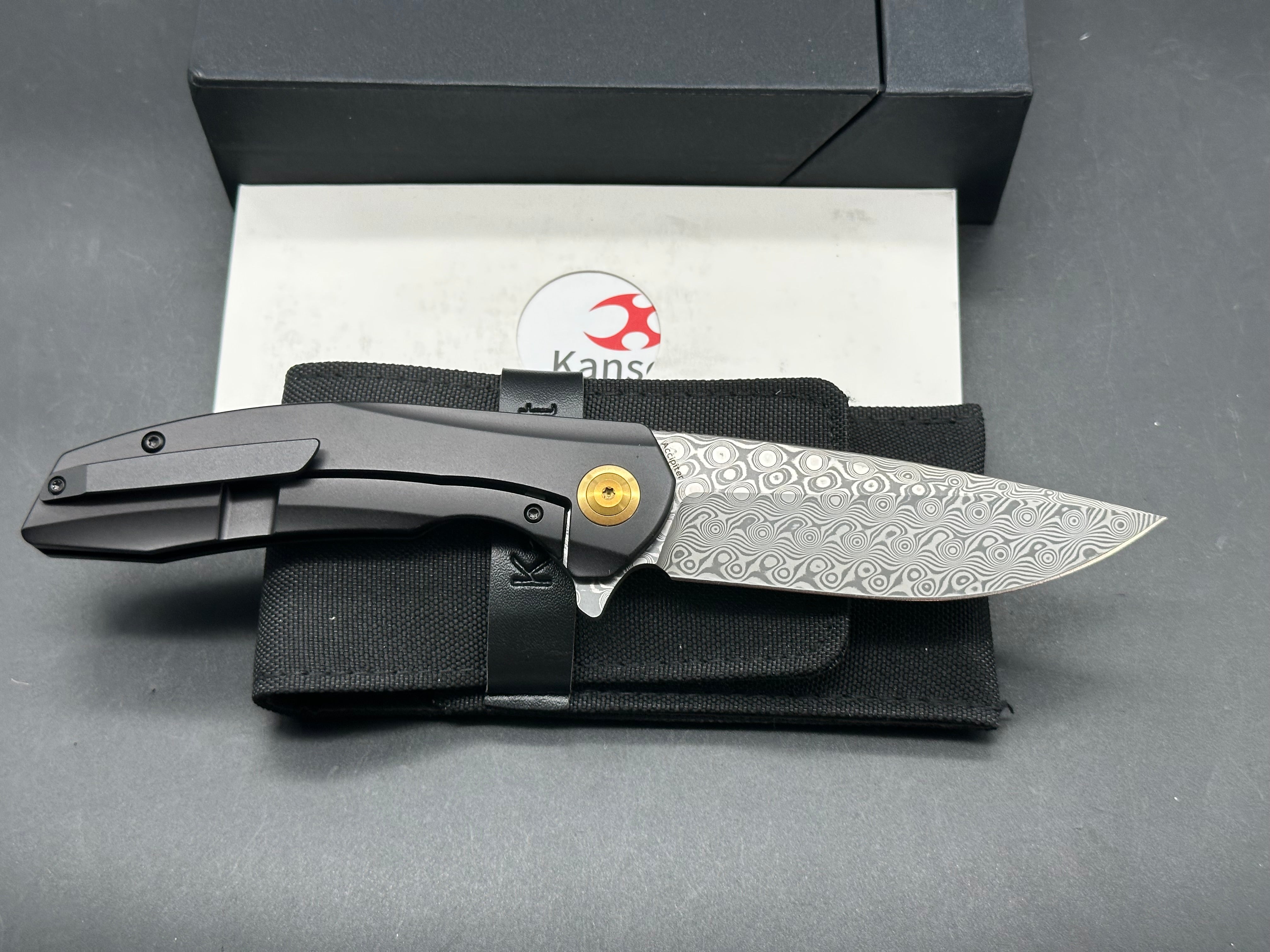 KANSEPT ACCIPITER TITANIUM/COPPER CF HANDLE DAMASCUS BLADE