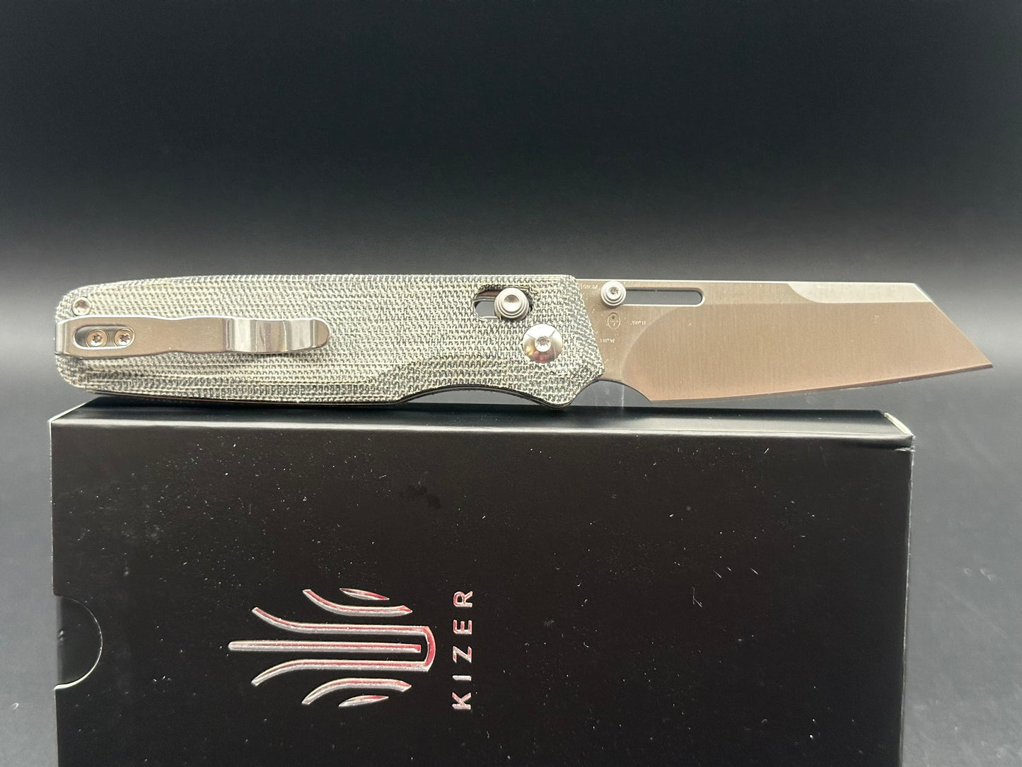 KIZER TASK POCKET KNIFE 154CM BLADE CLUTCH LOCK MICARTA HANDLE V3641C1