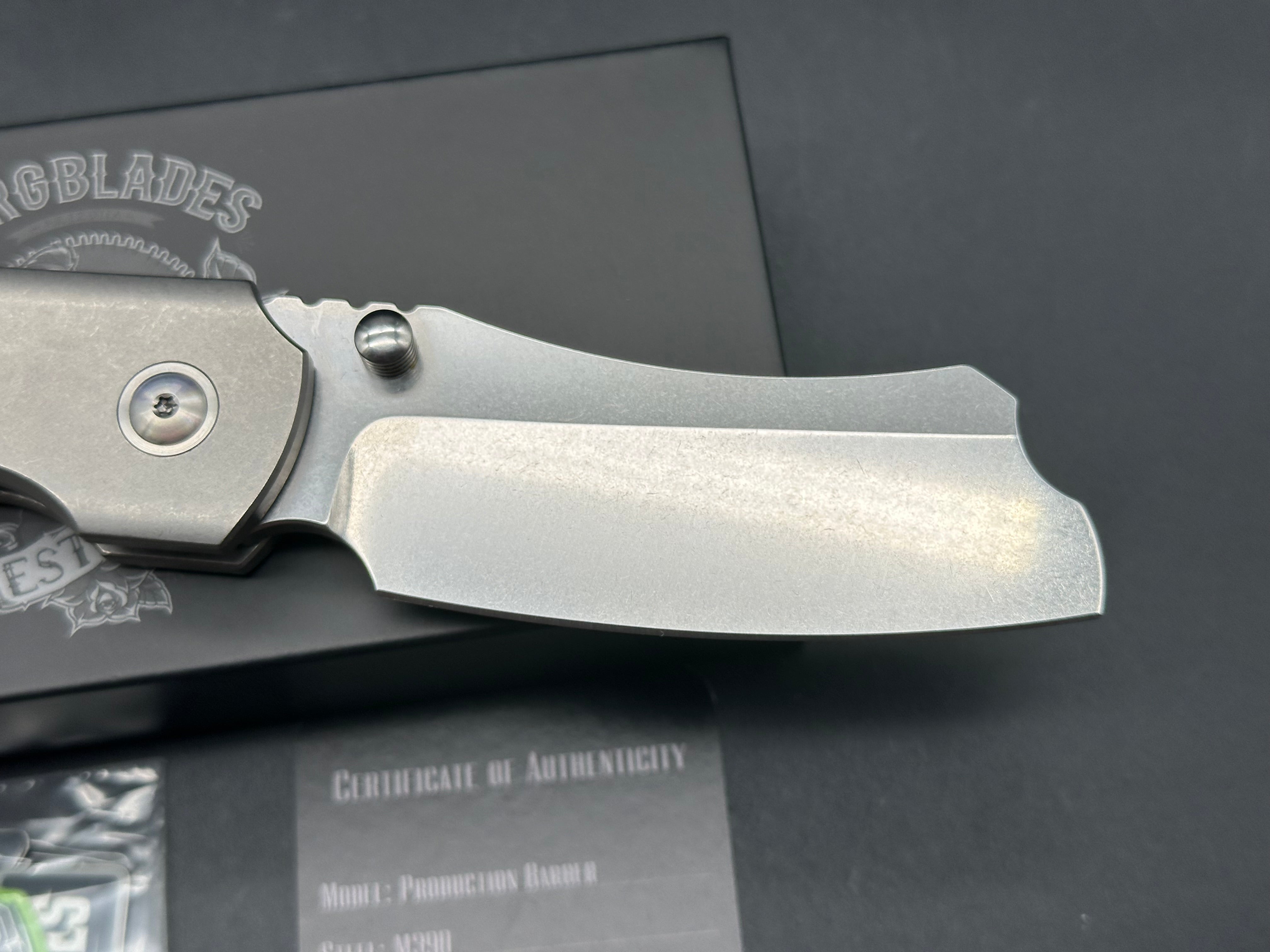 Berg Blades Button Lock Barber #15, Bright Stonewashed Hollow Ground M390 Blade