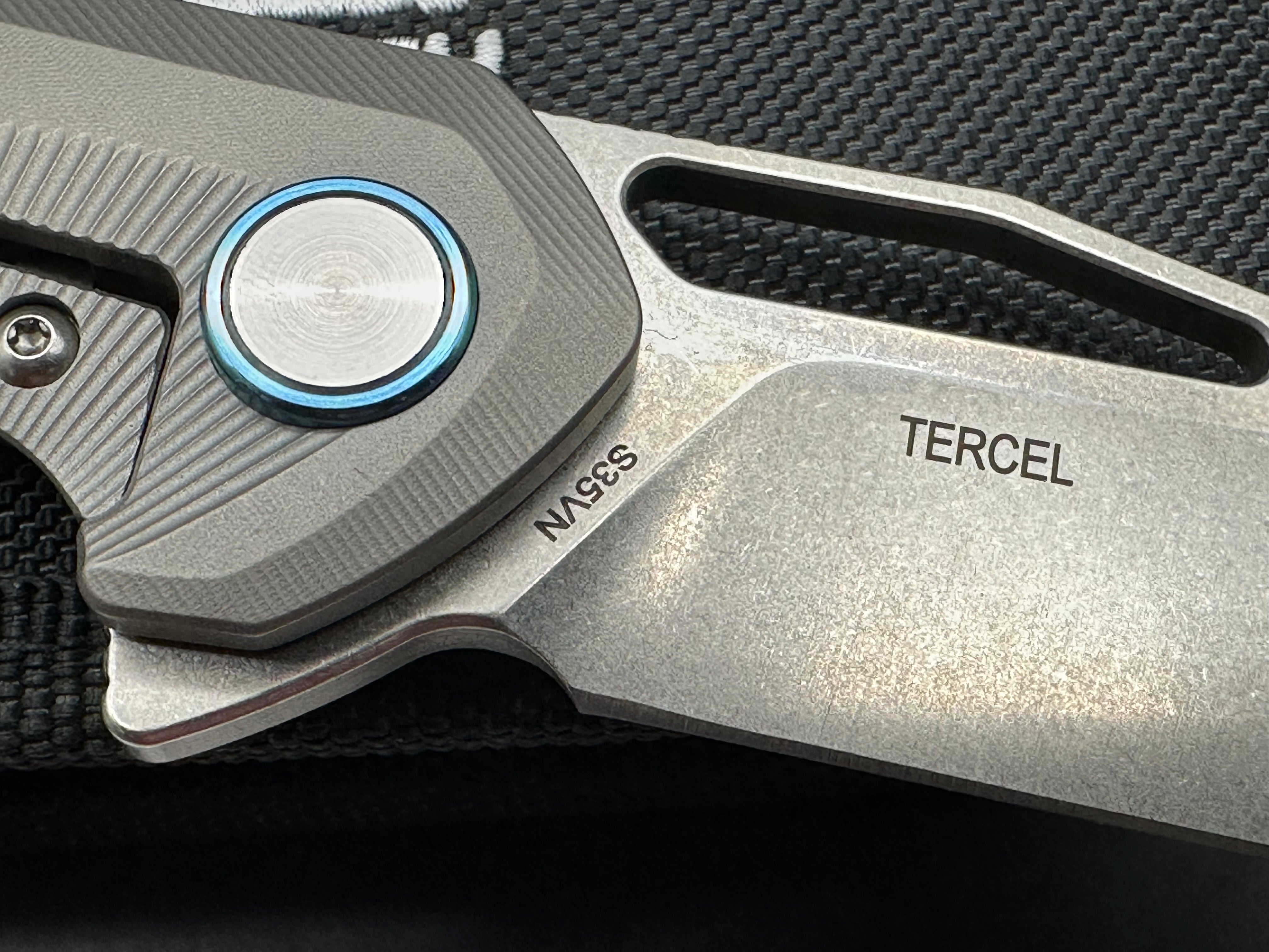Bestech Tercel (BT1708B), Stonewashed CPM-S35VN Blade, Bead Blasted Titanium Handles, Blue Anodized Backspacer