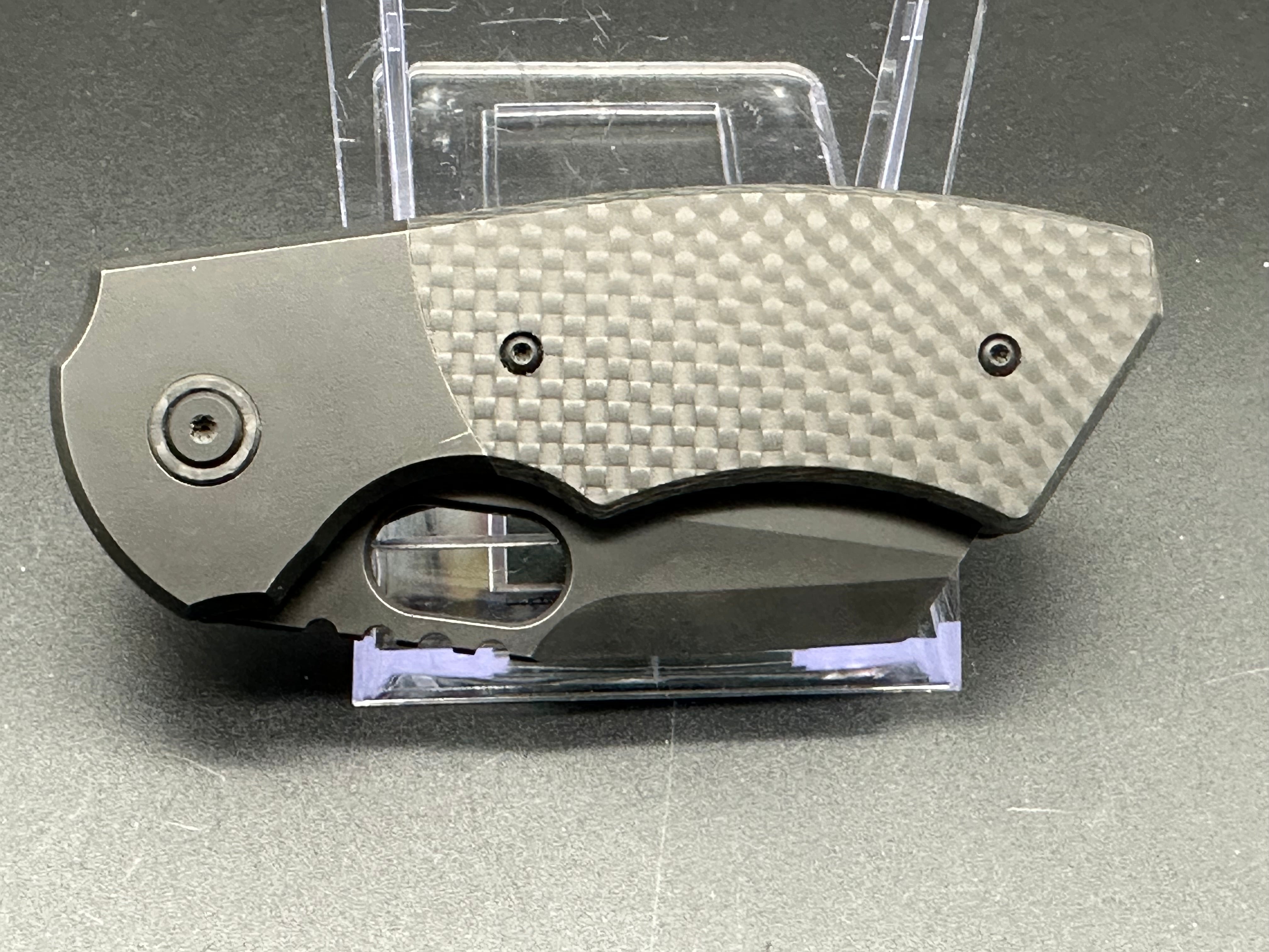 BERG BLADES SLIM M390 TITANIUM CF