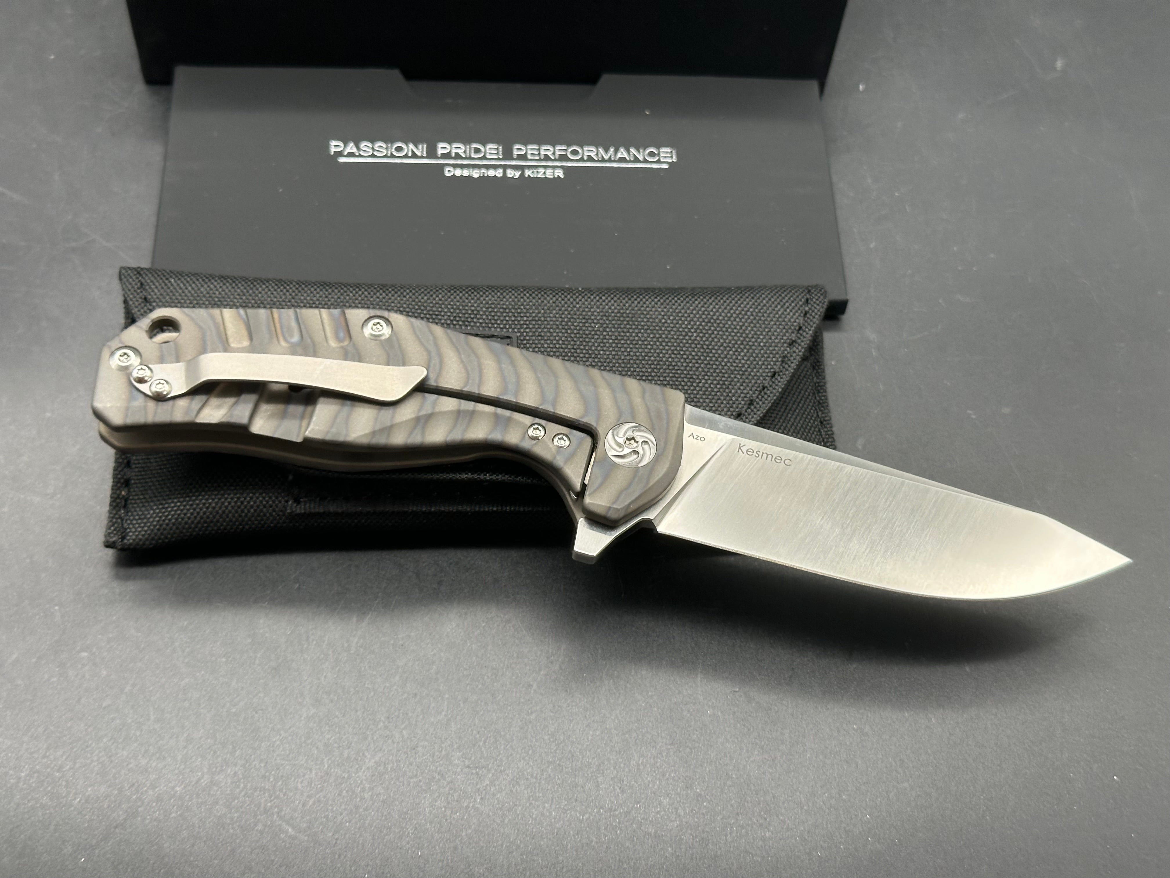 Kizer Kesmec Satin CPM-S35VN Blade, Flame Anodized Titanium Handles, Bead Blasted Titanium Pocket Clip